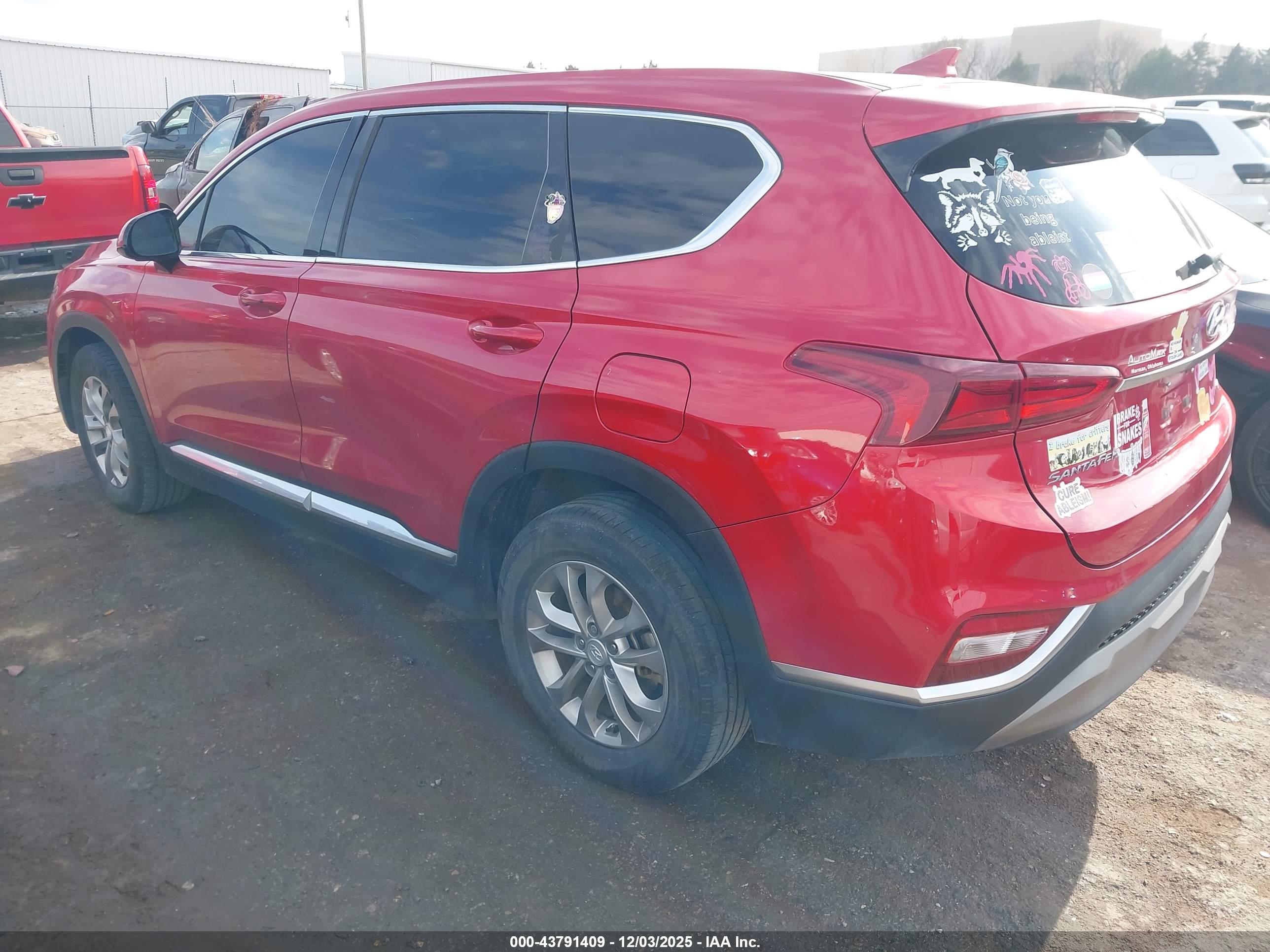 HYUNDAI SANTA image 3