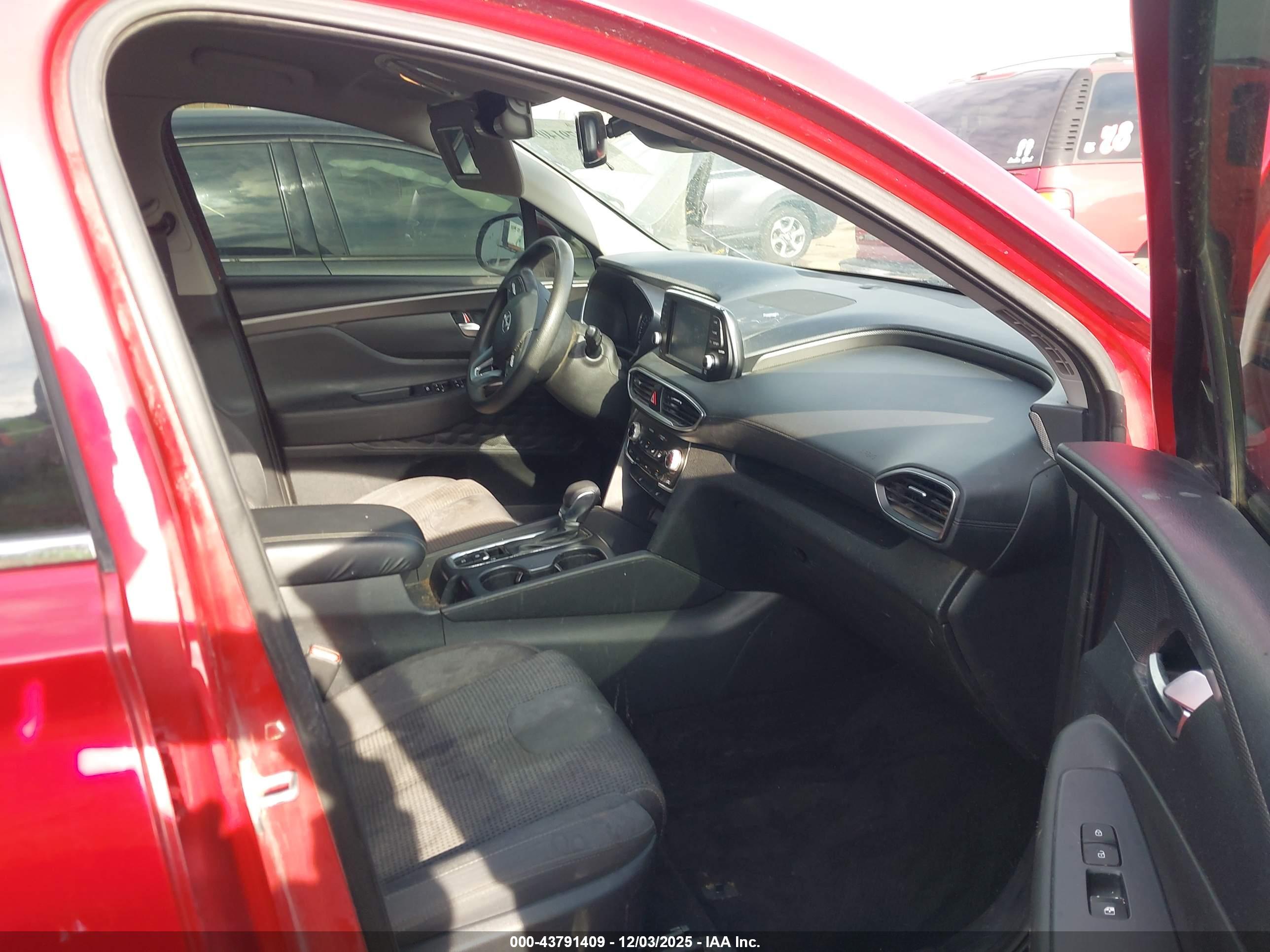 HYUNDAI SANTA image 5