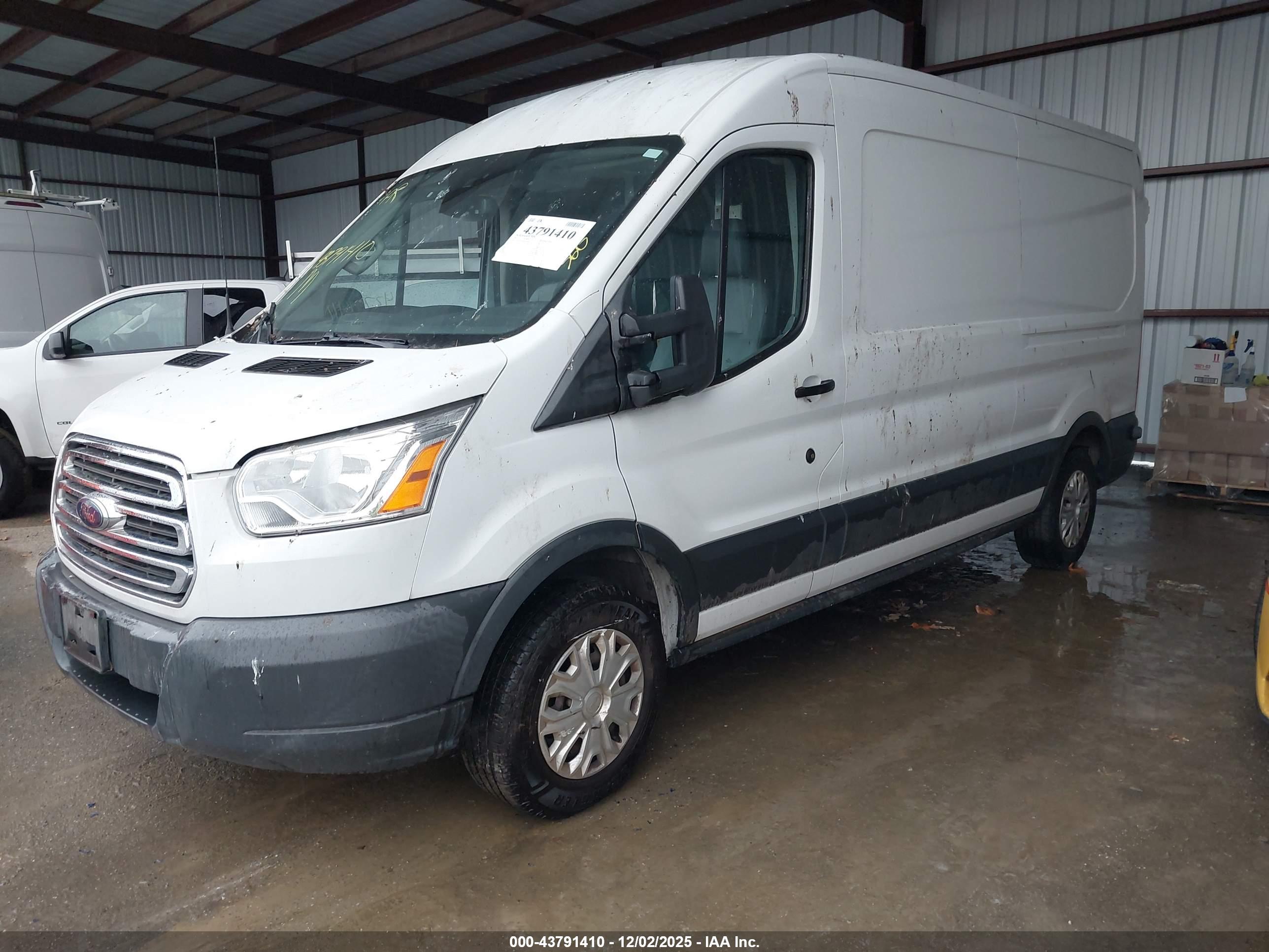 FORD TRANSIT-150 image 2