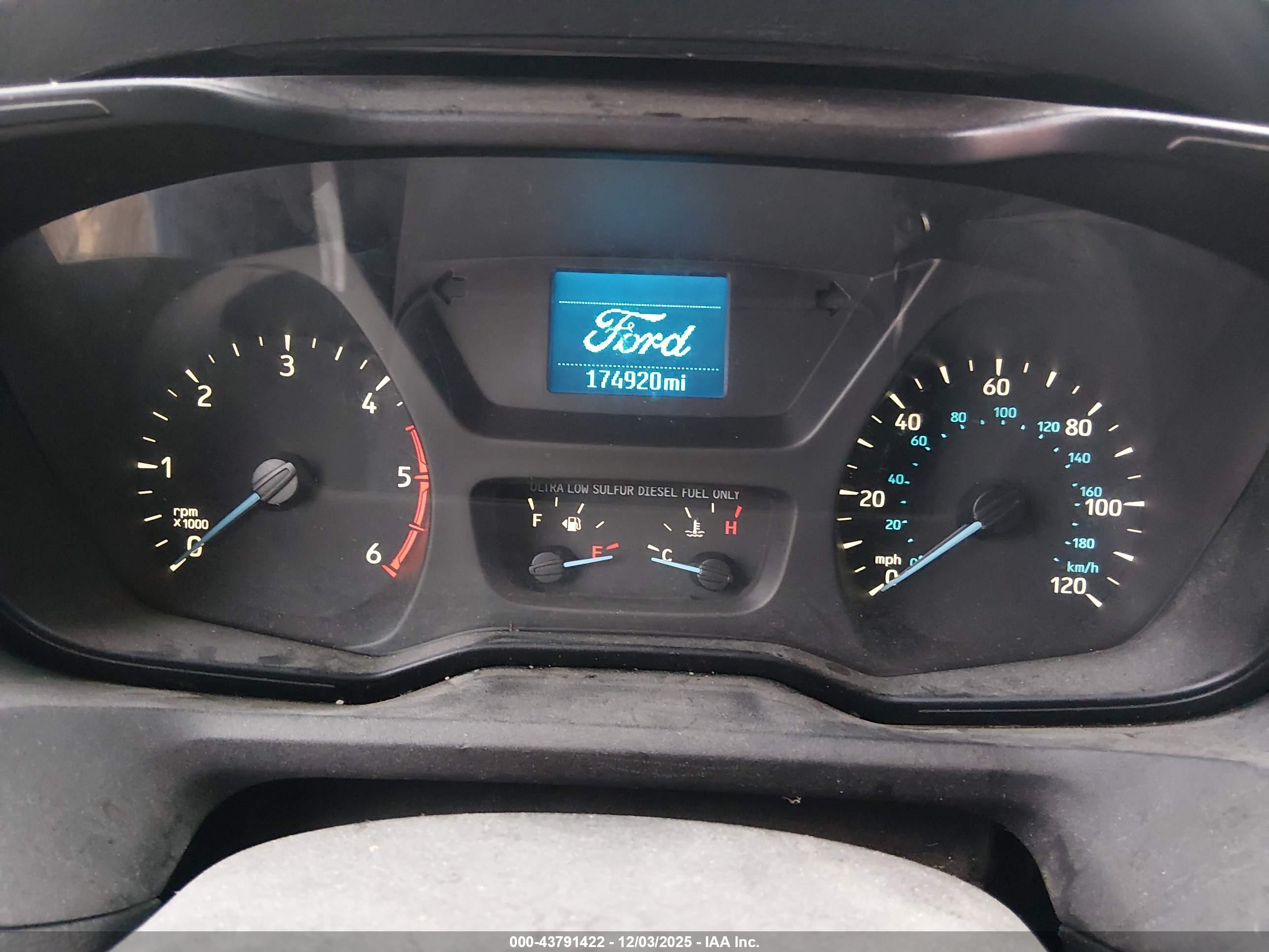 FORD TRANSIT-250 image 7