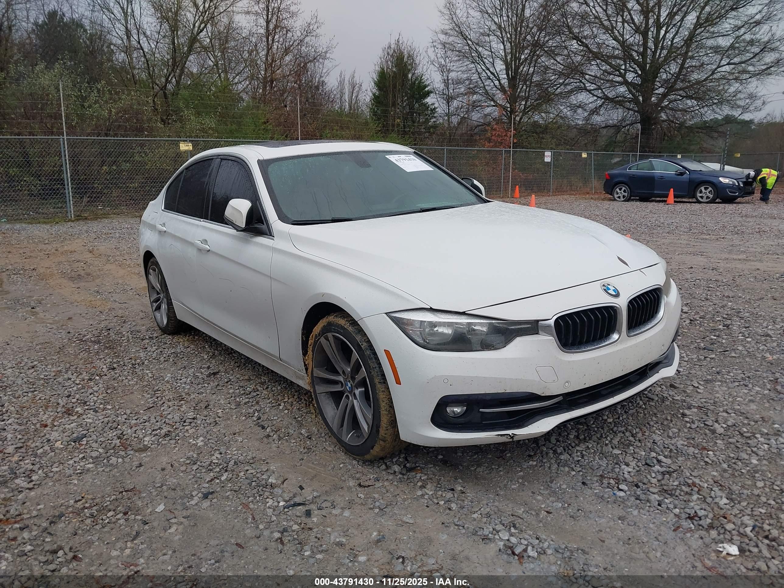 BMW 330I image 6