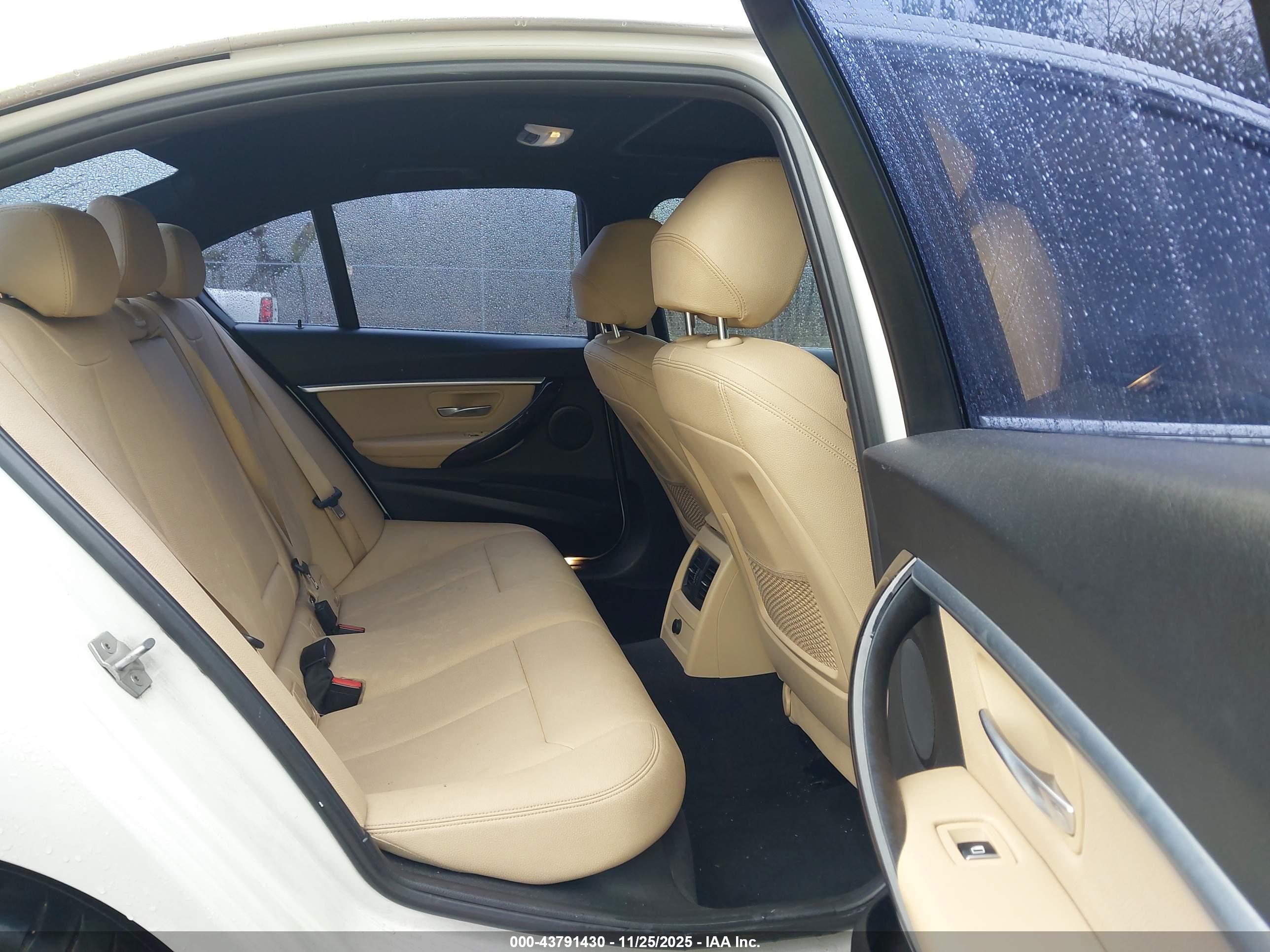 BMW 330I image 8