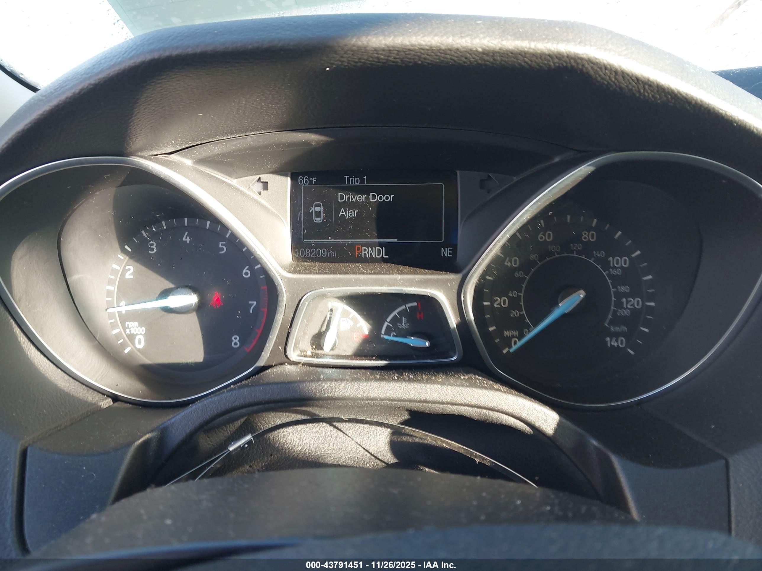 FORD FOCUS image 7