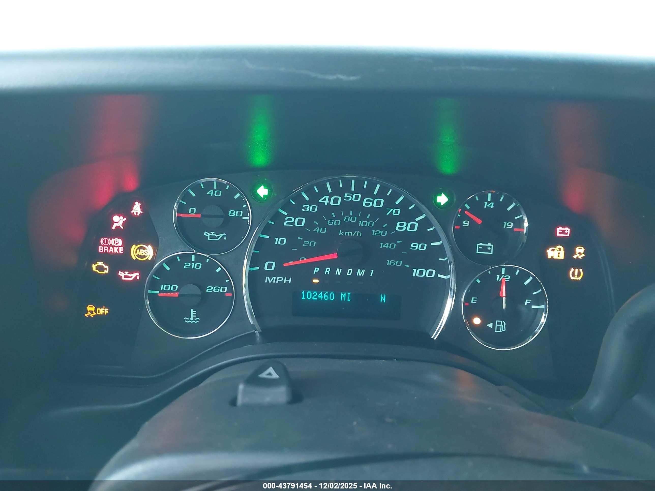 CHEVROLET EXPRESS image 7