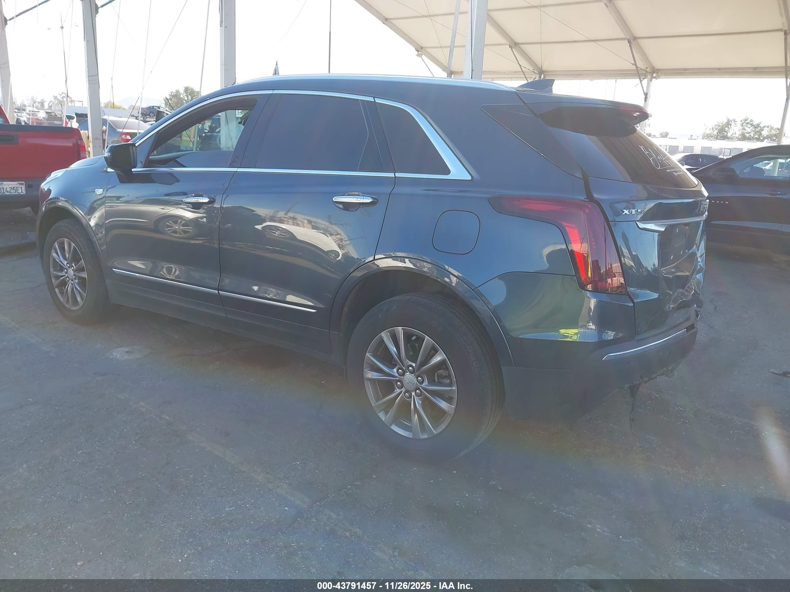 CADILLAC XT5 image 3