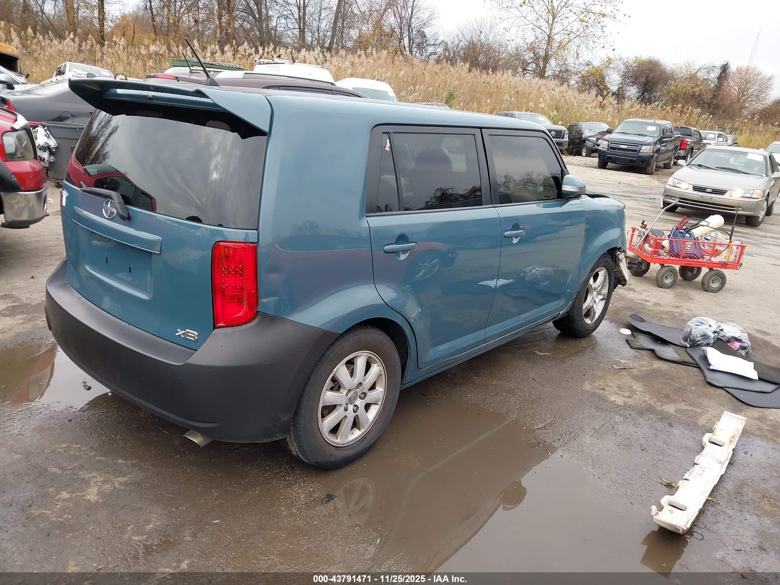 SCION XB image 4