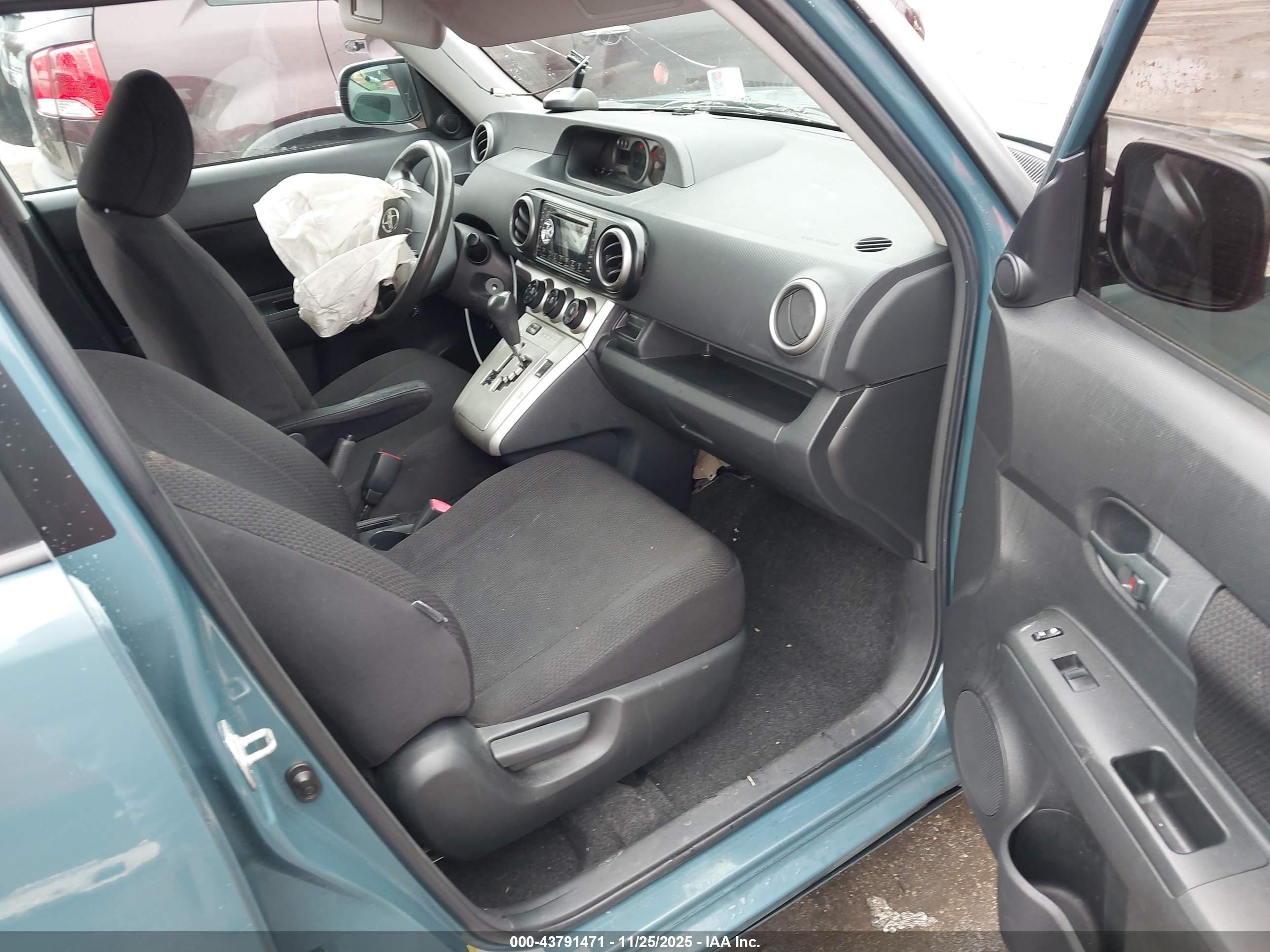 SCION XB image 5