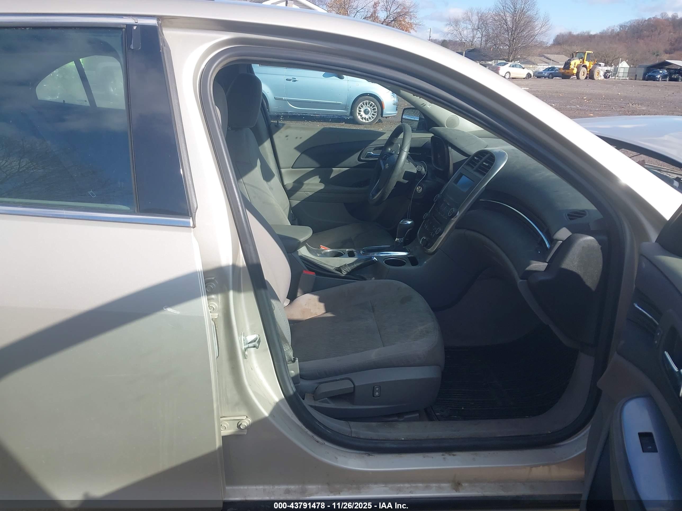 CHEVROLET MALIBU image 5
