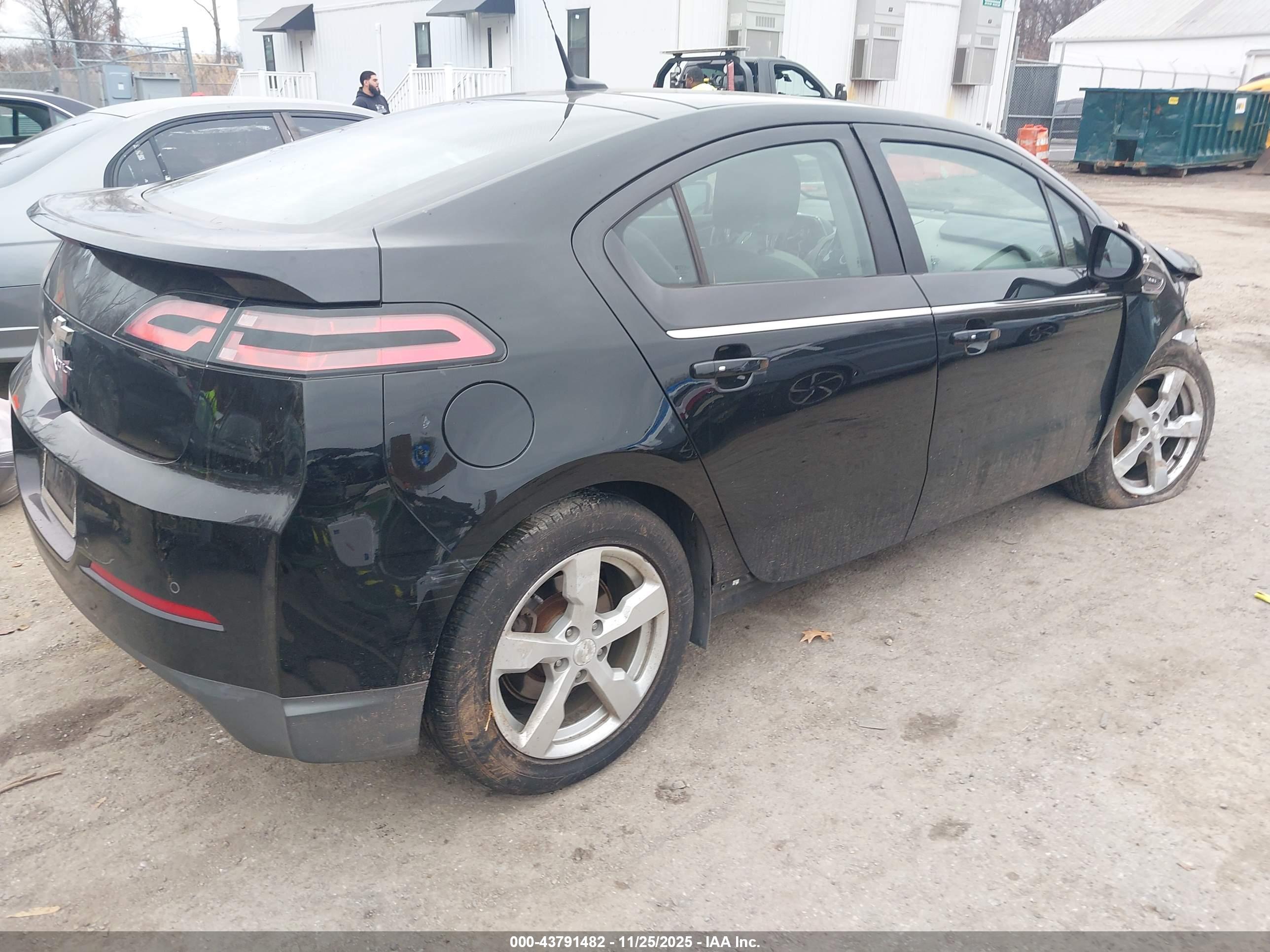 CHEVROLET VOLT image 4