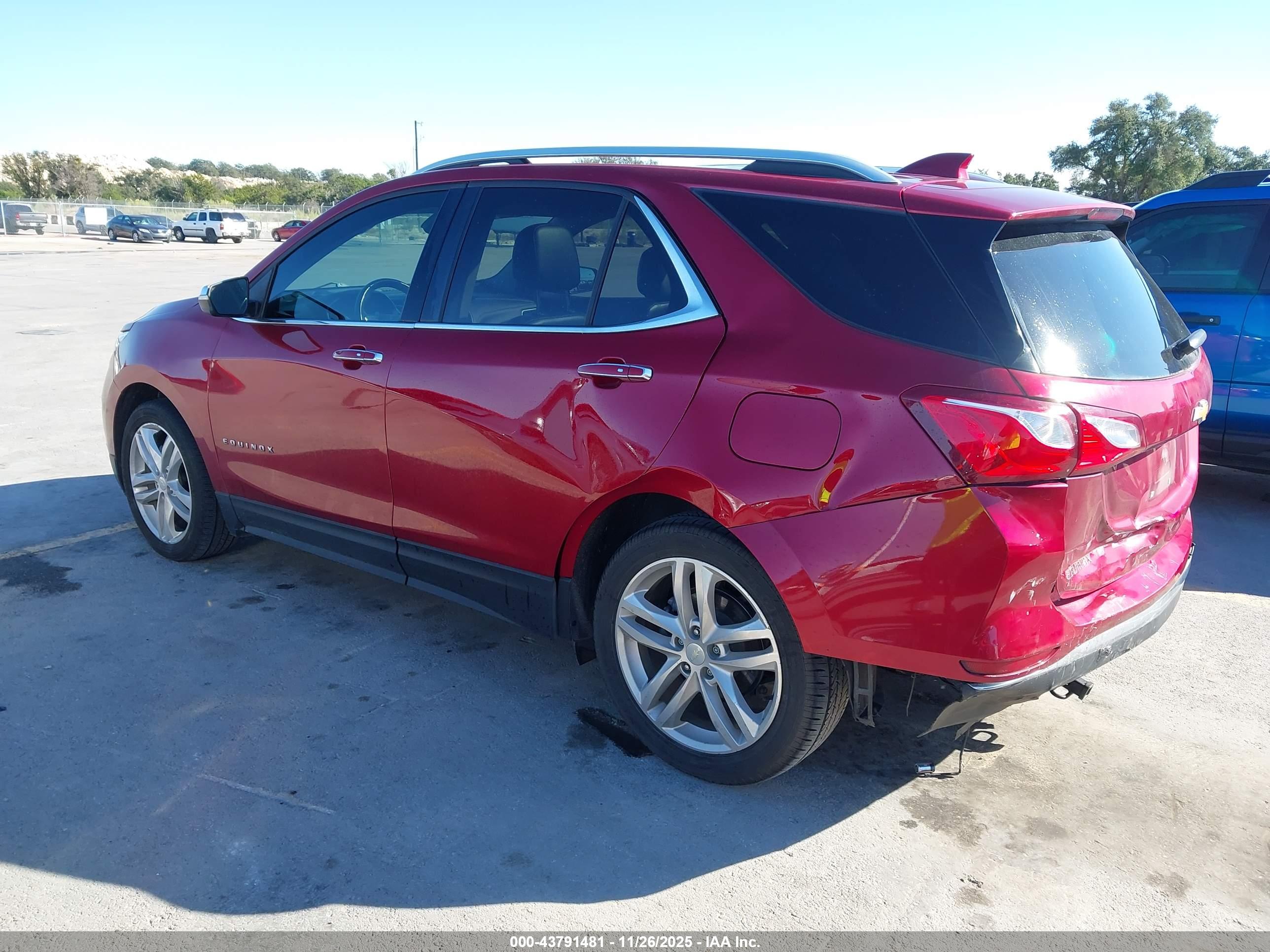 CHEVROLET EQUINOX image 3