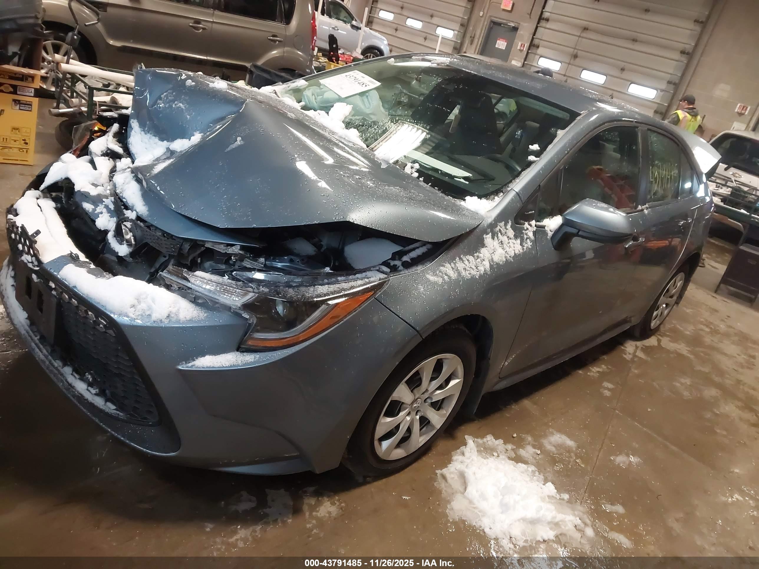TOYOTA COROLLA image 2