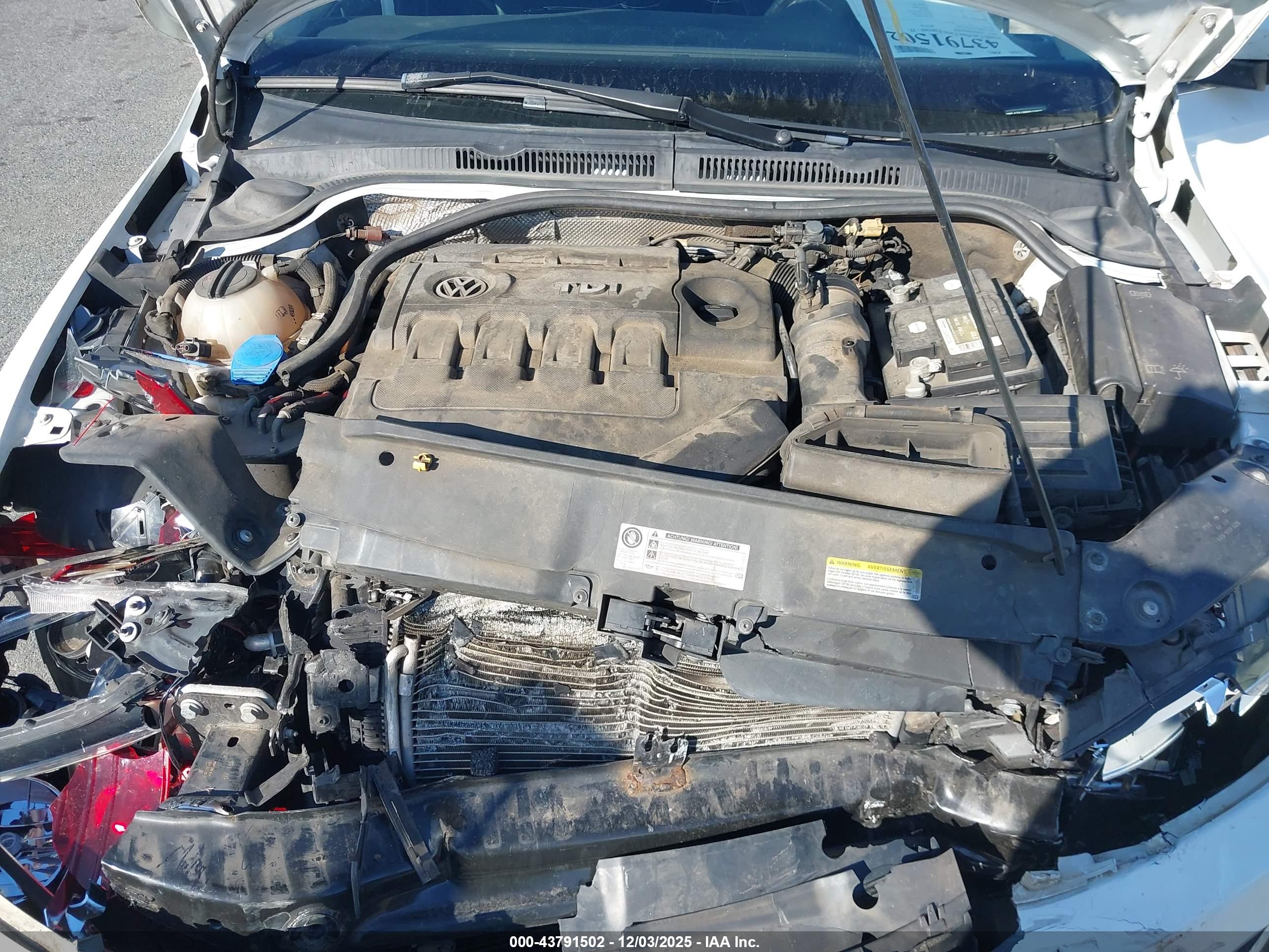 VOLKSWAGEN JETTA image 10