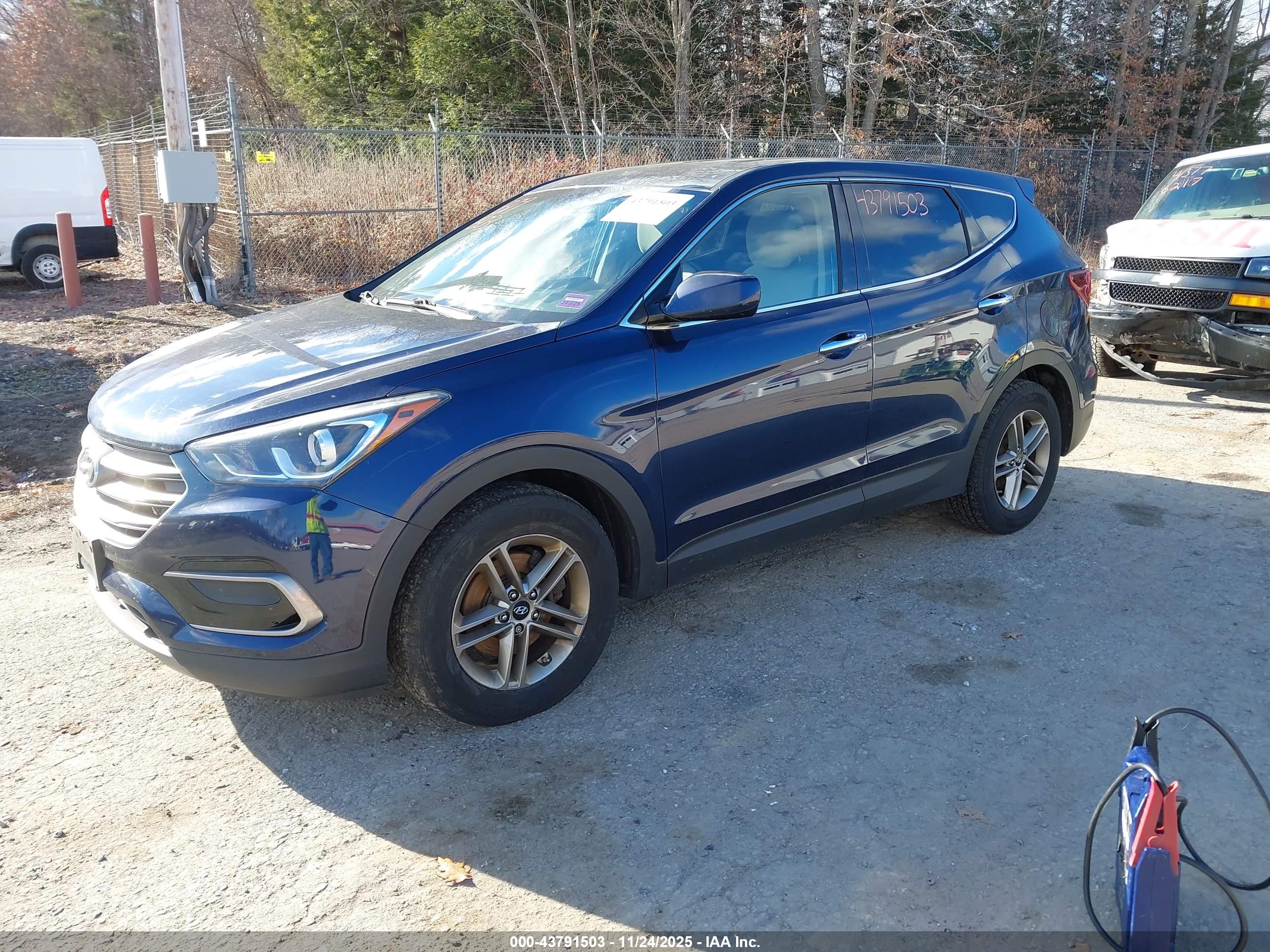HYUNDAI SANTA image 2