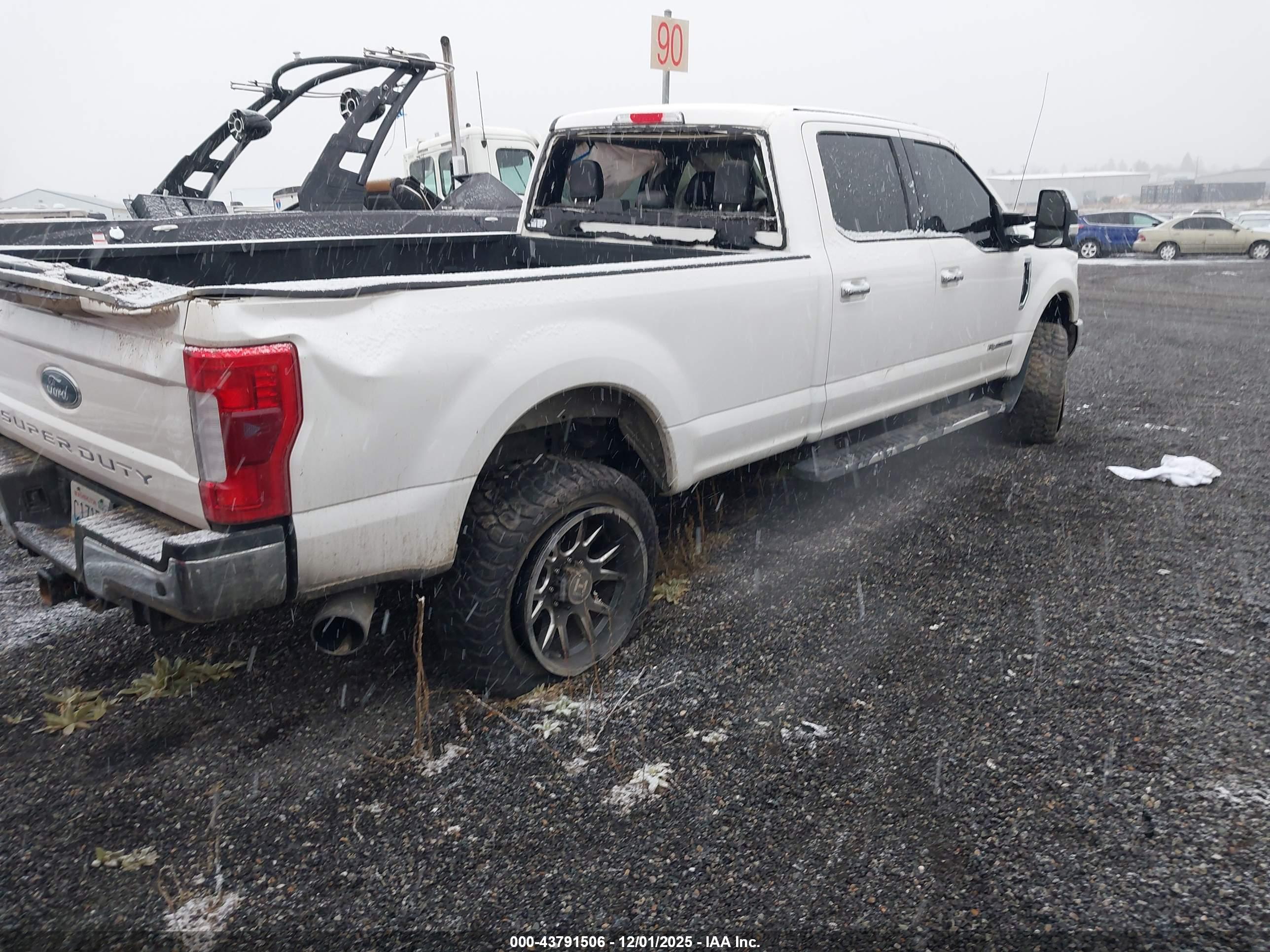 FORD F-350 image 4