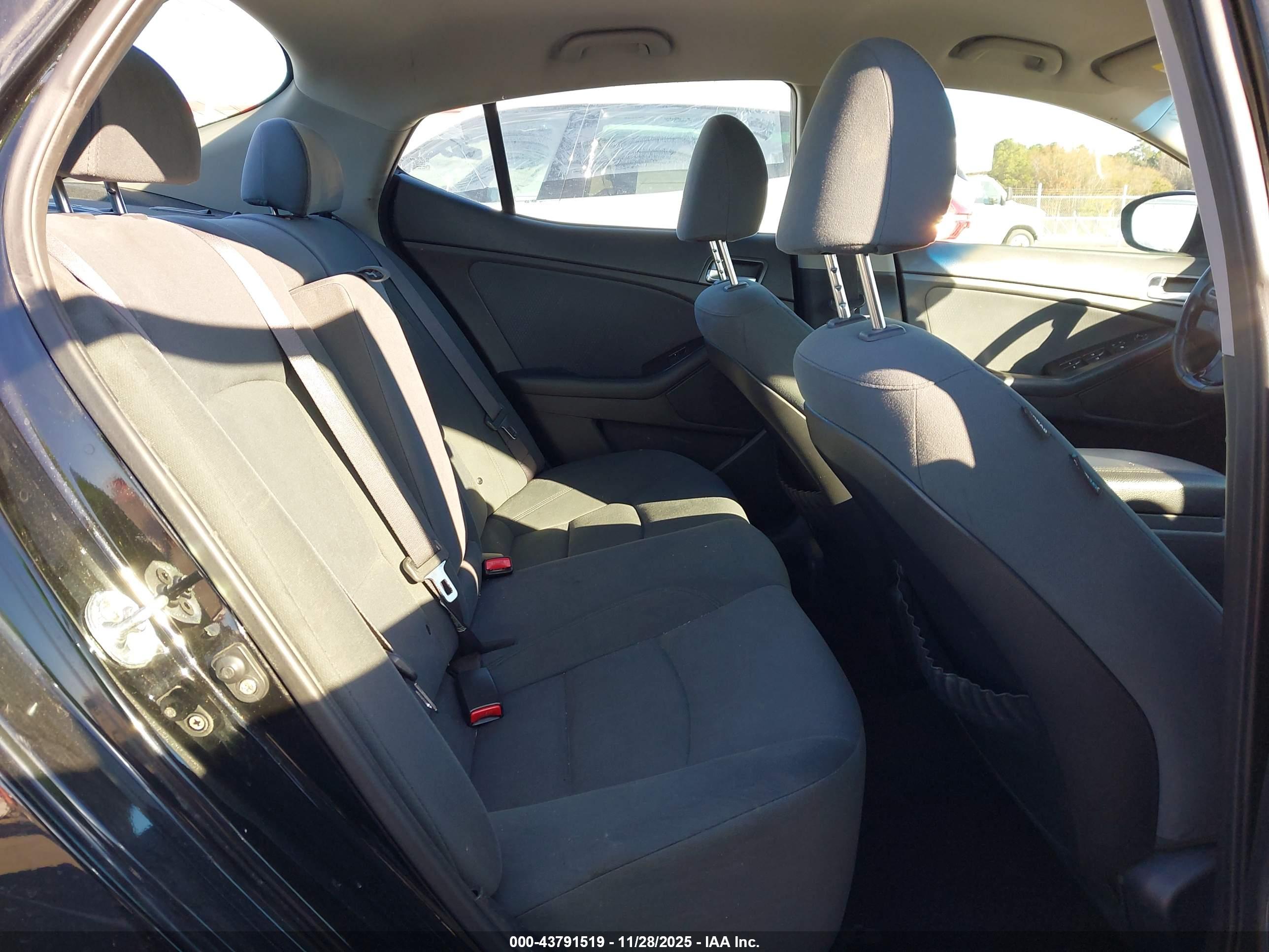 KIA OPTIMA image 8