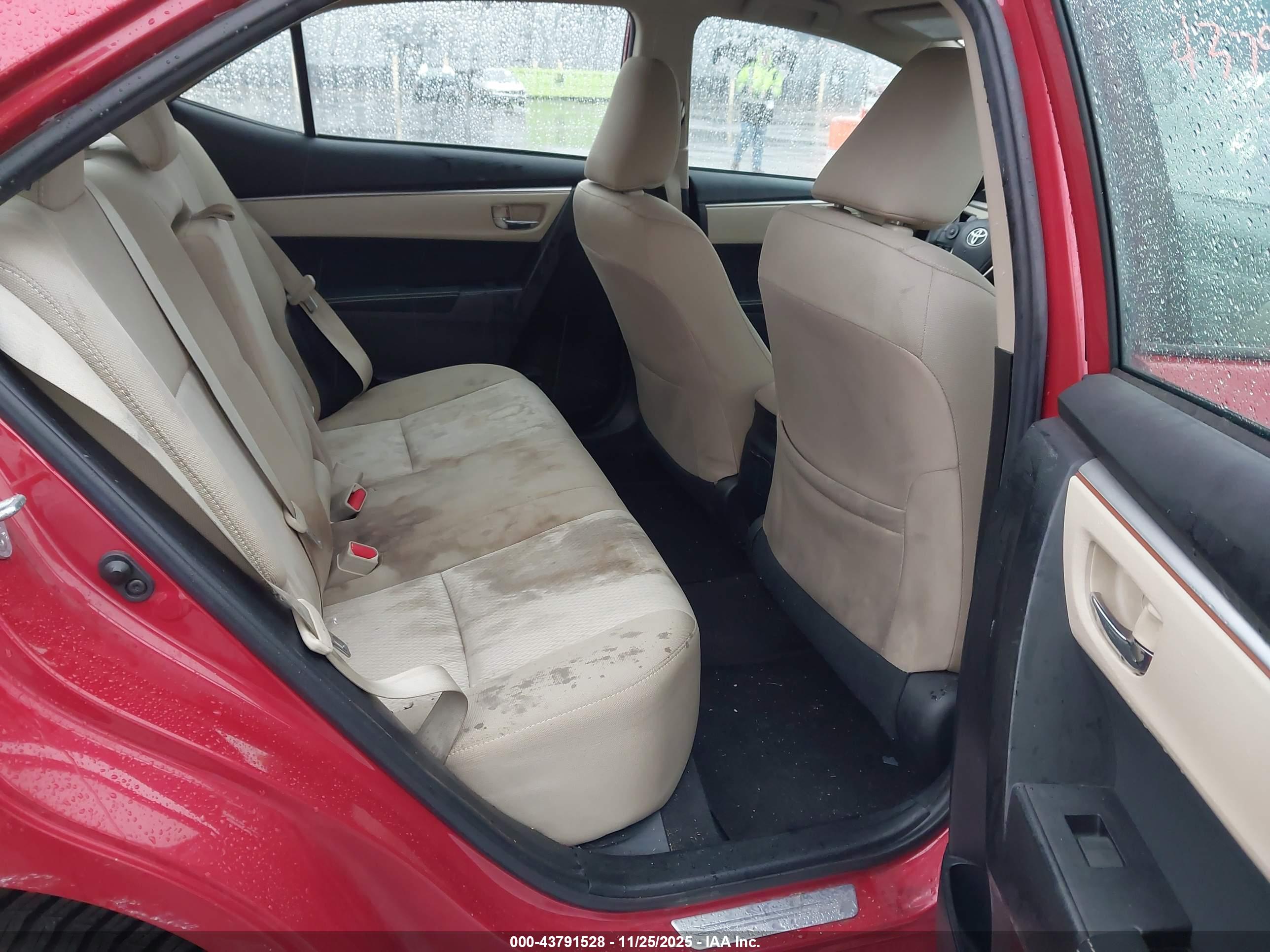 TOYOTA COROLLA image 8
