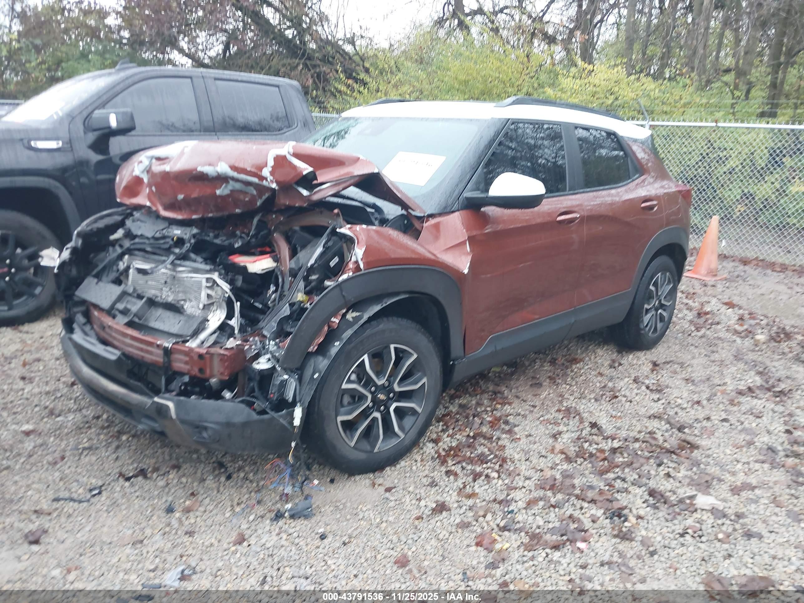 CHEVROLET TRAILBLAZER image 2