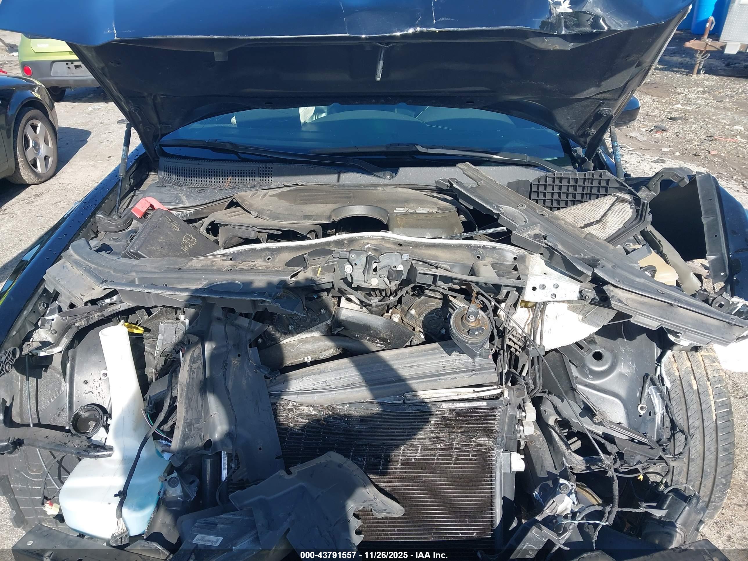 CHRYSLER 300 image 10