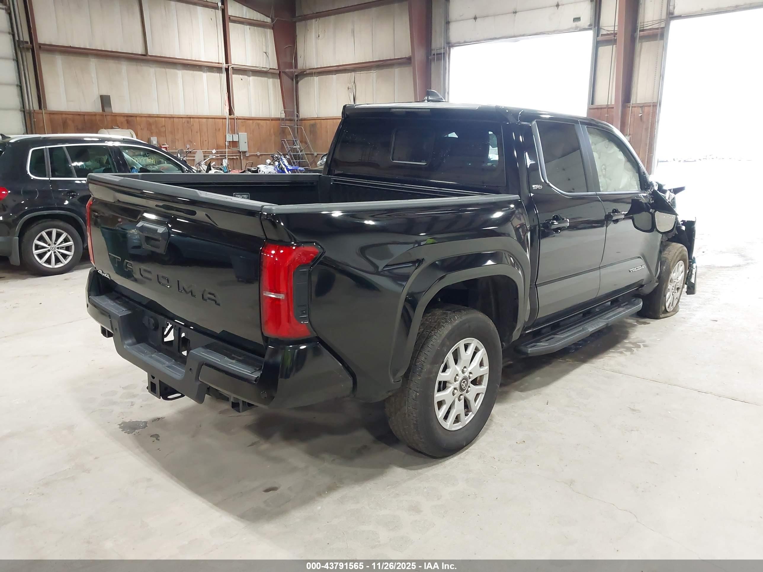 TOYOTA TACOMA image 4