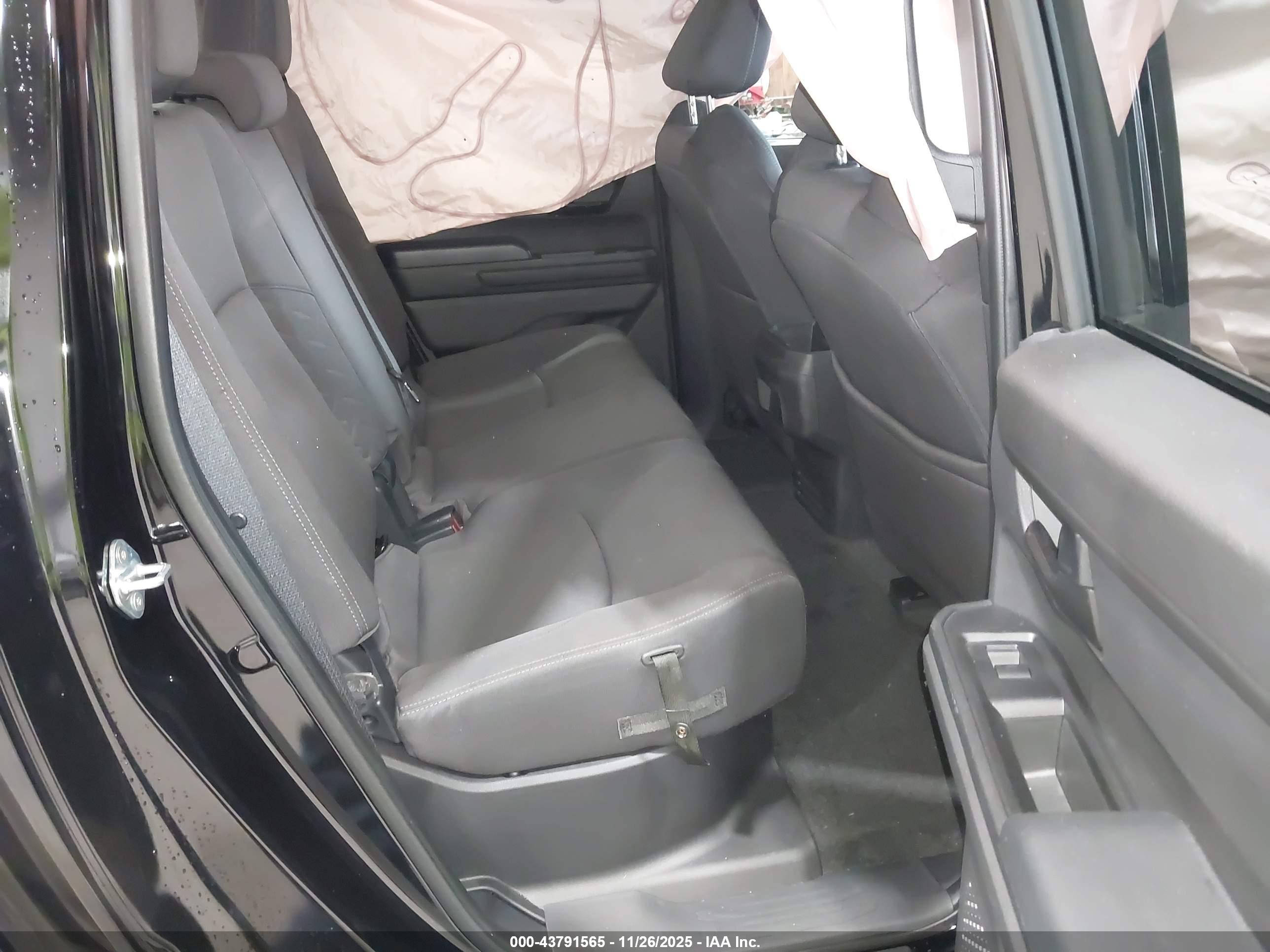 TOYOTA TACOMA image 8