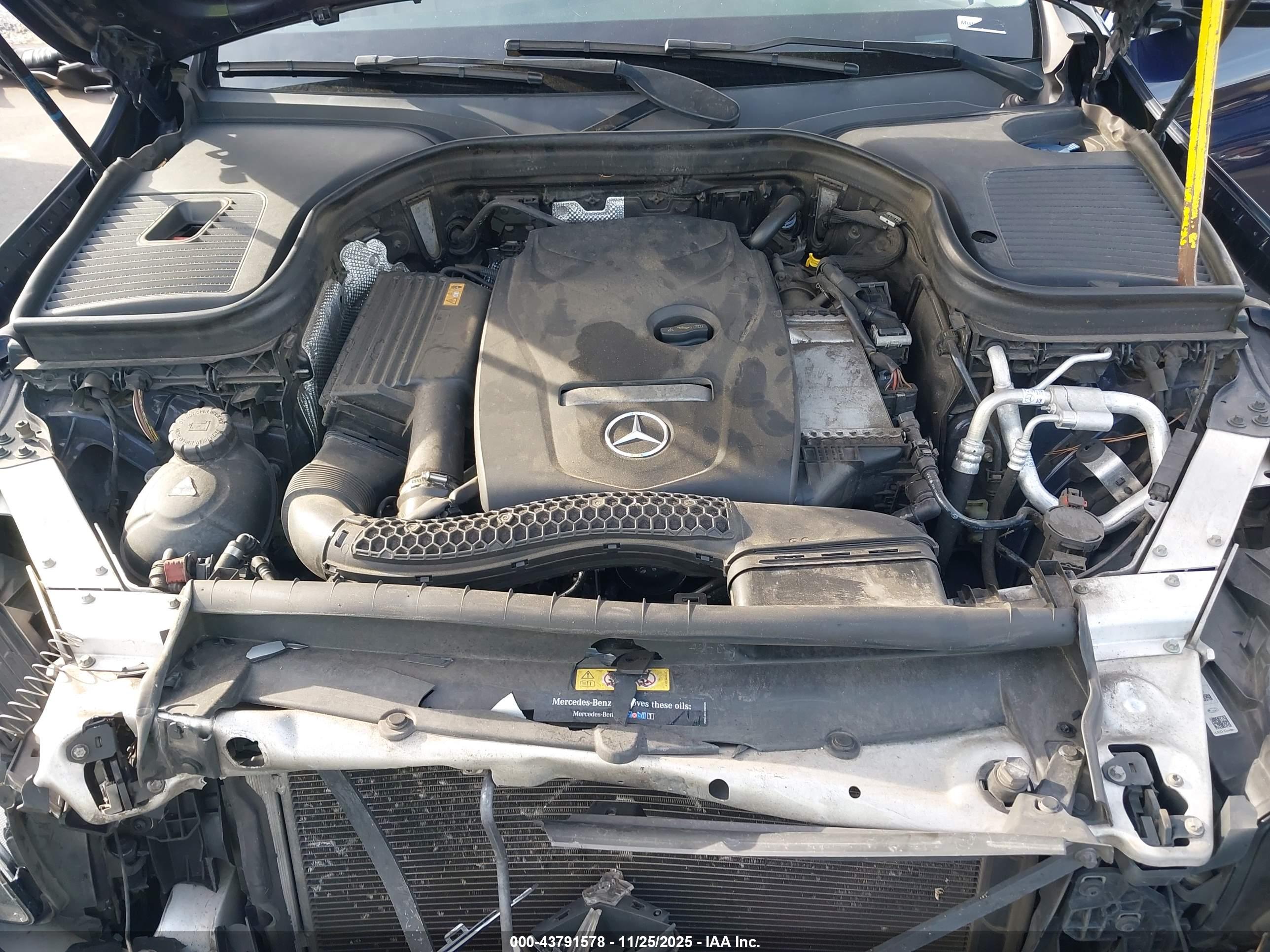 MERCEDES-BENZ GLC image 10