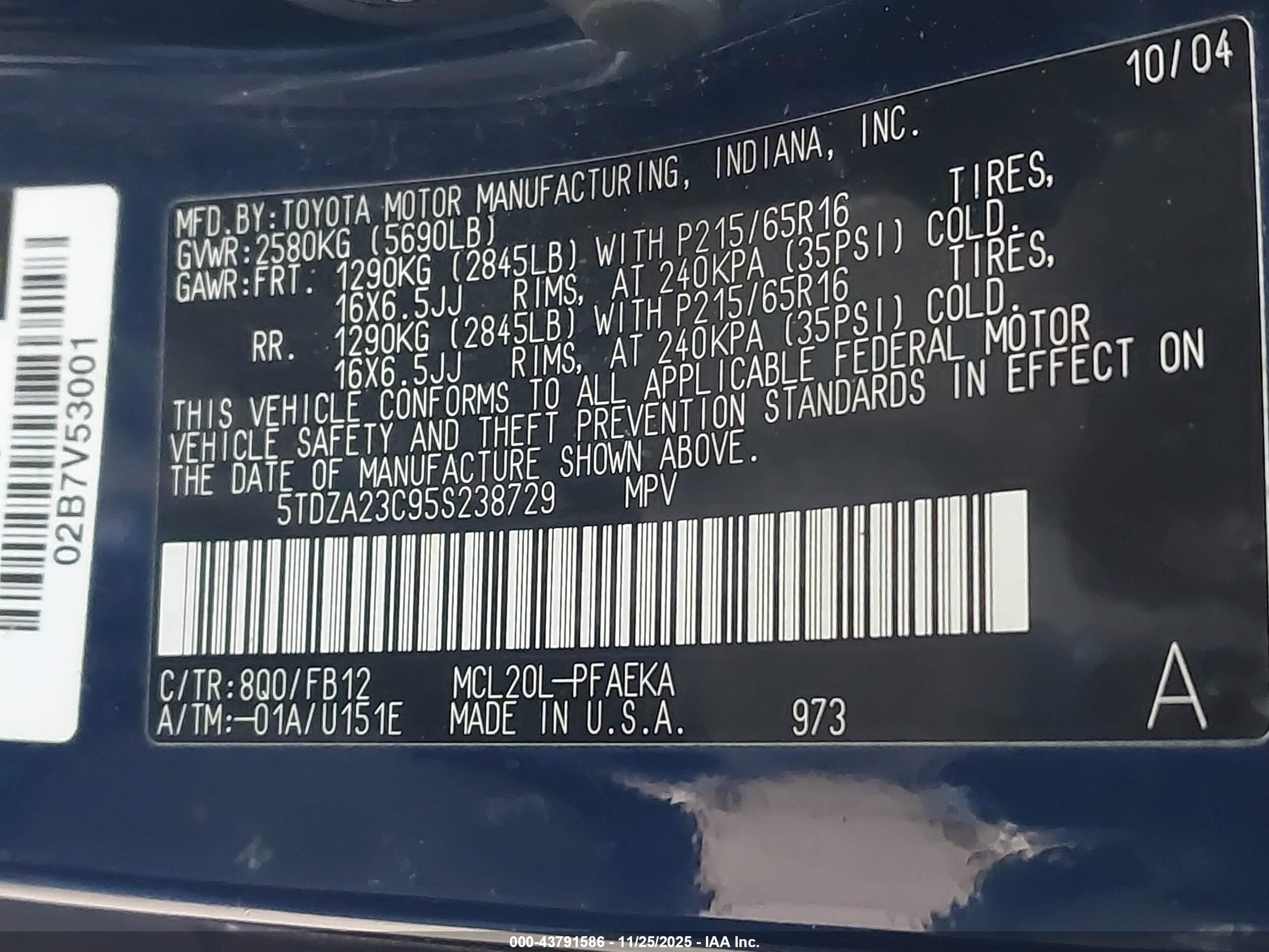 TOYOTA SIENNA image 9