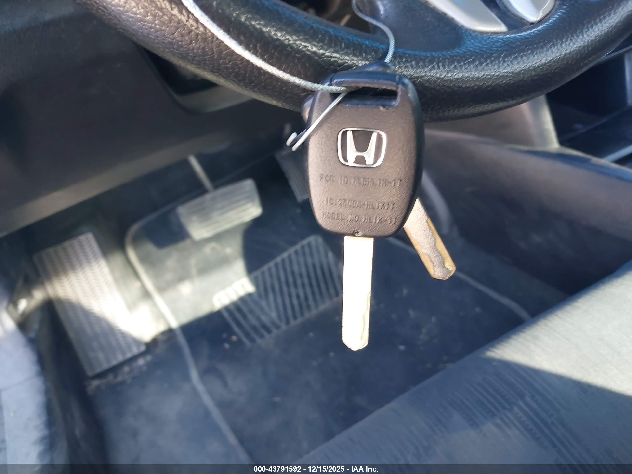HONDA ACCORD image 11