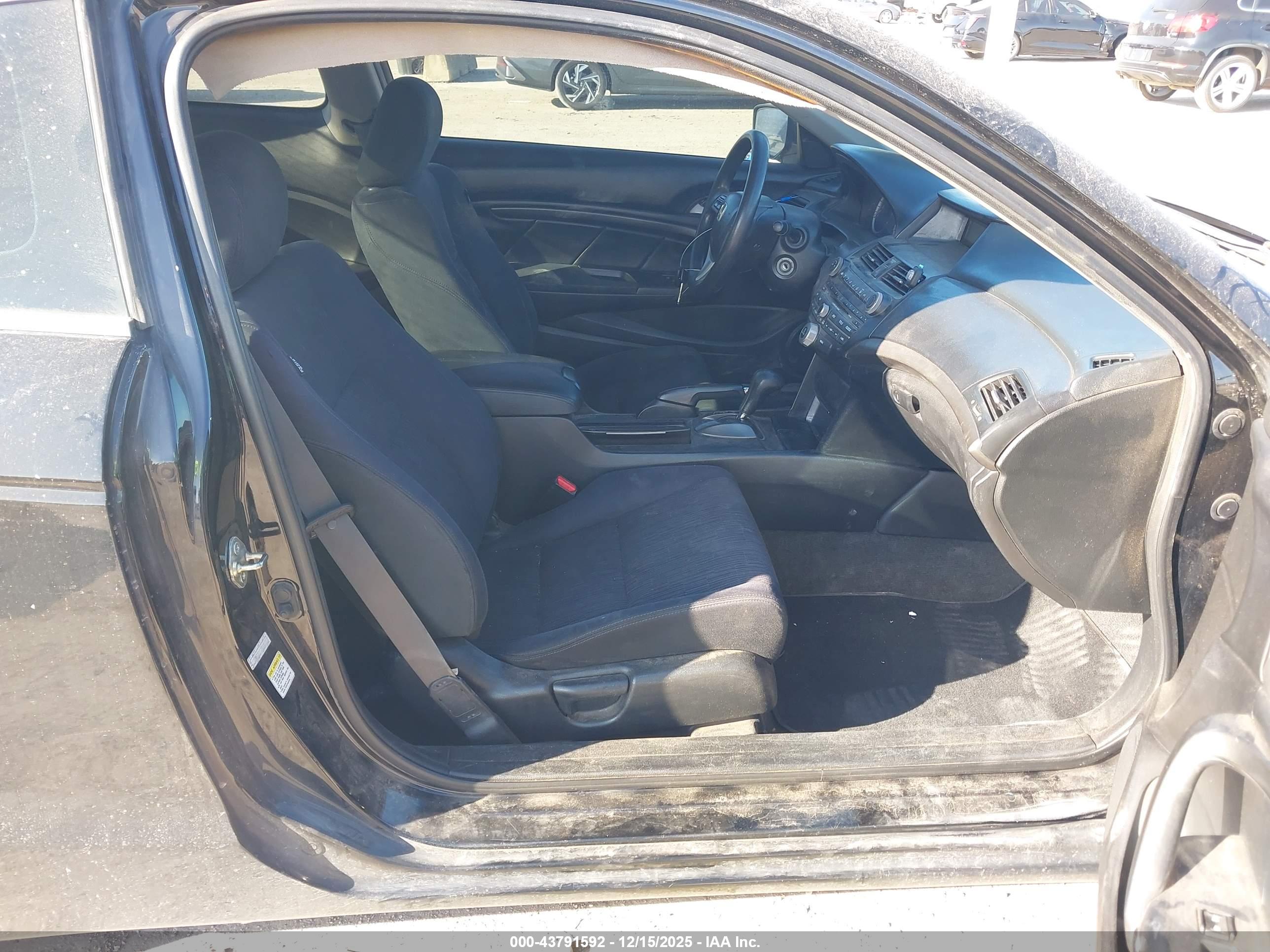 HONDA ACCORD image 5