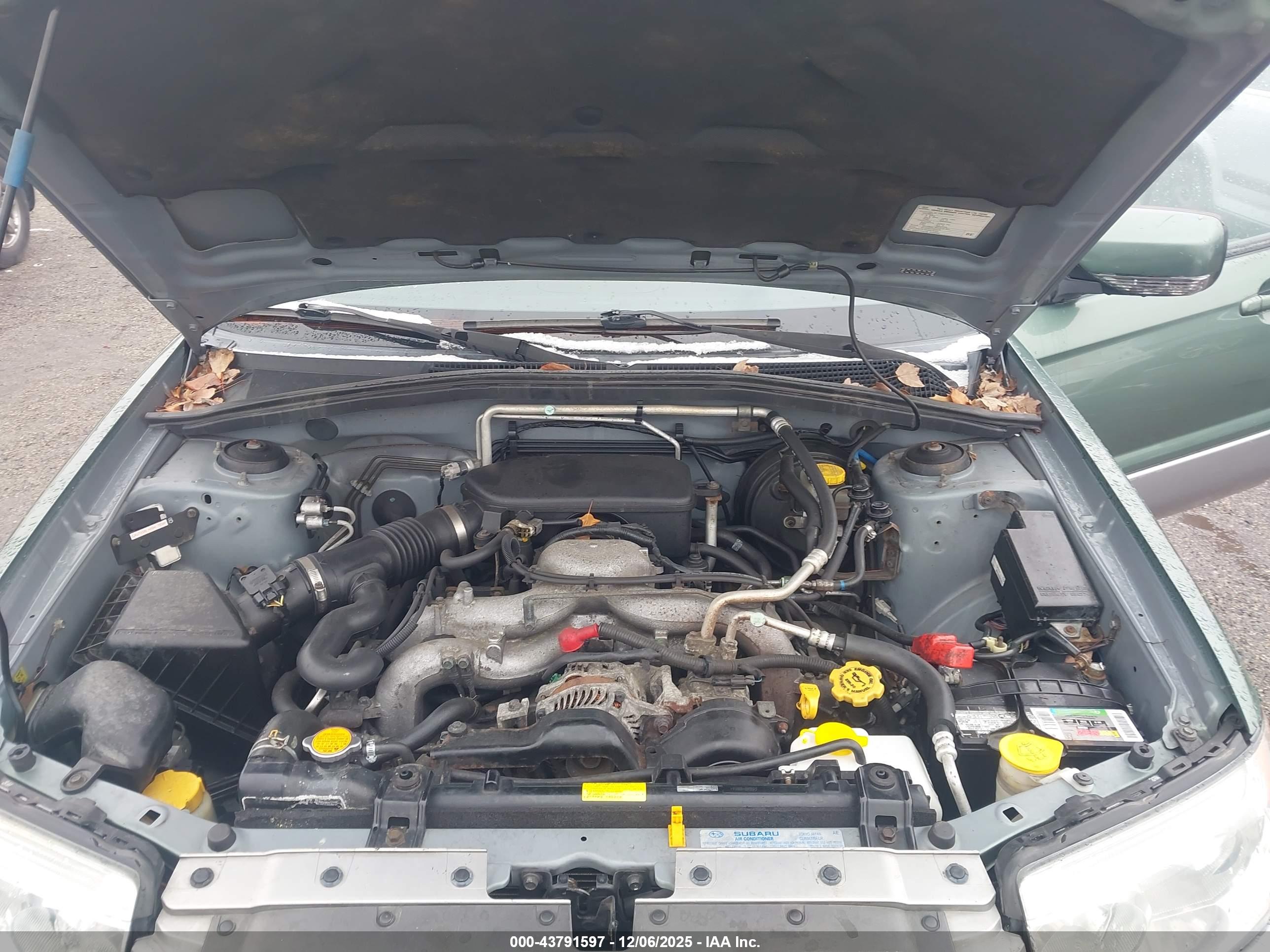 SUBARU FORESTER image 10