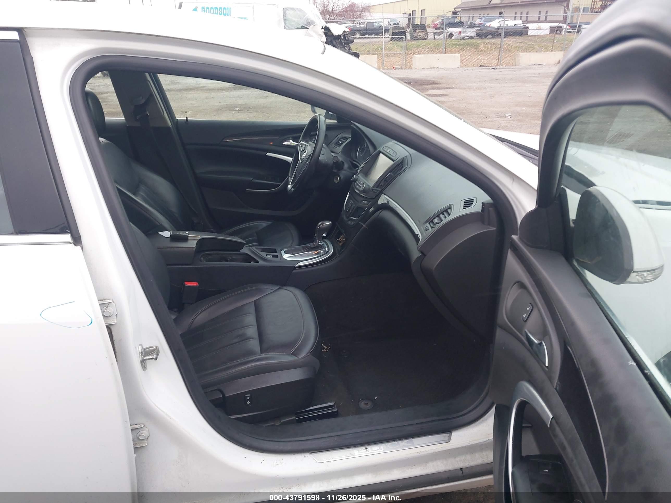 BUICK REGAL image 5
