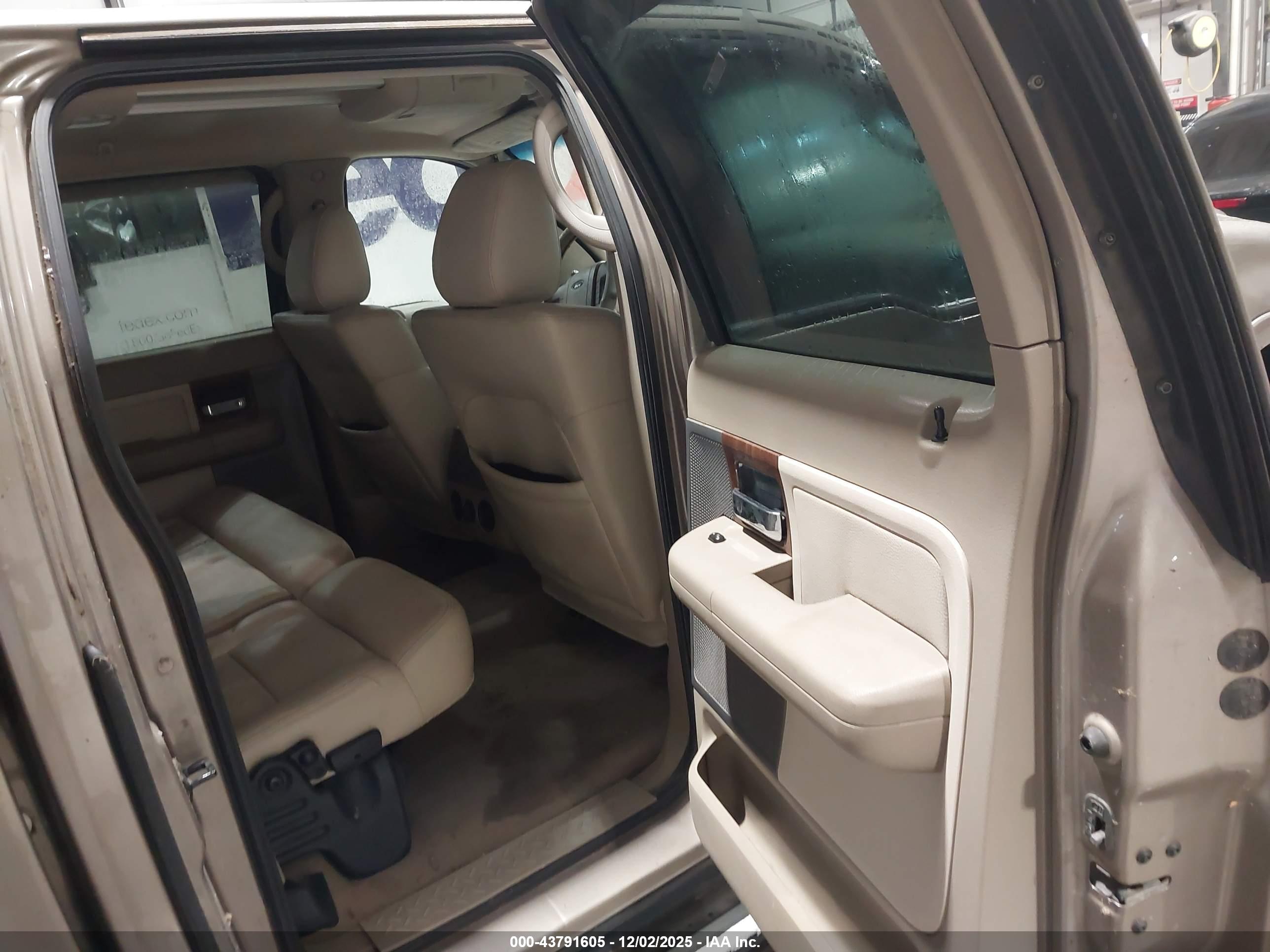FORD F-150 image 8