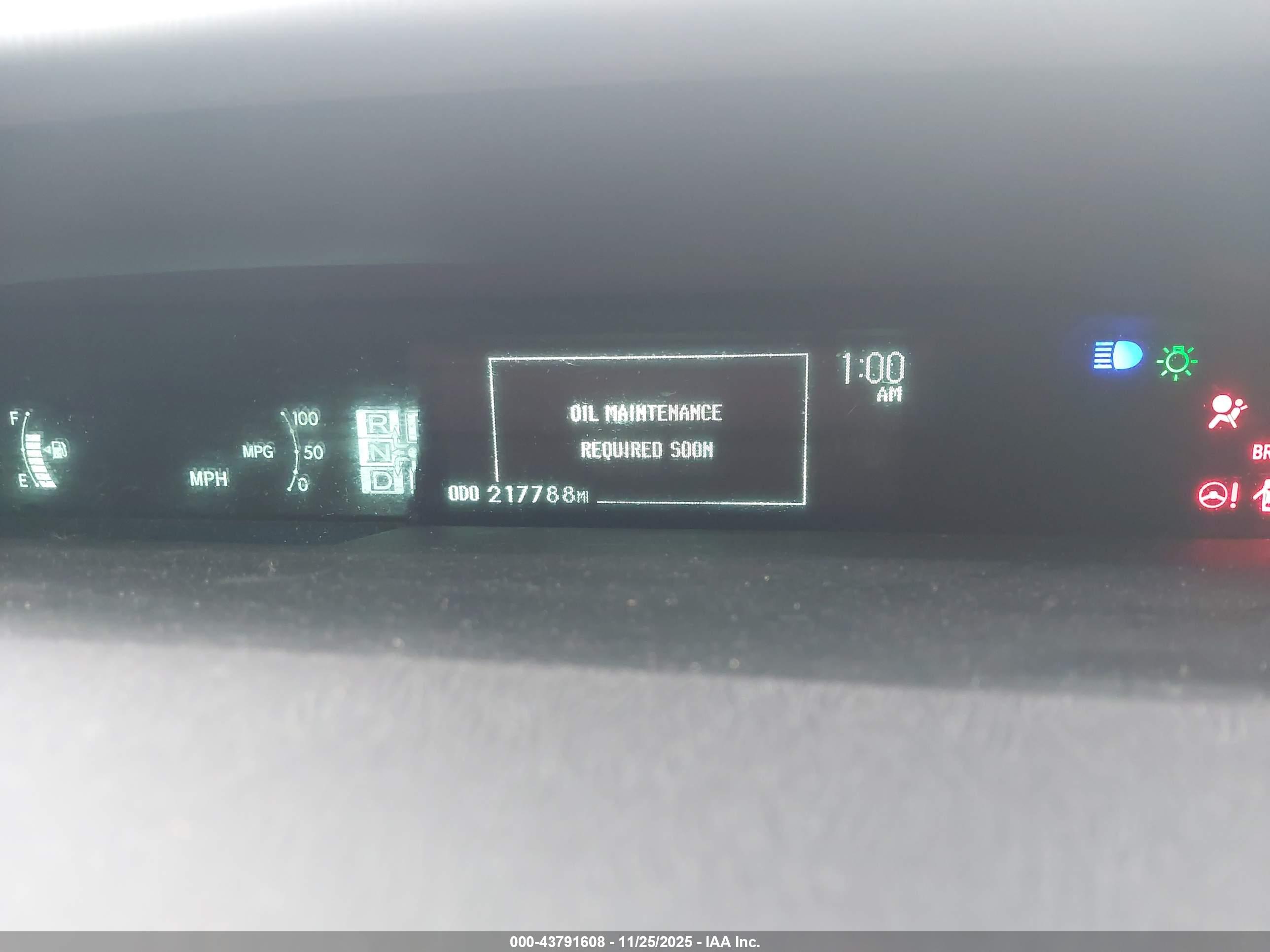 TOYOTA PRIUS image 7
