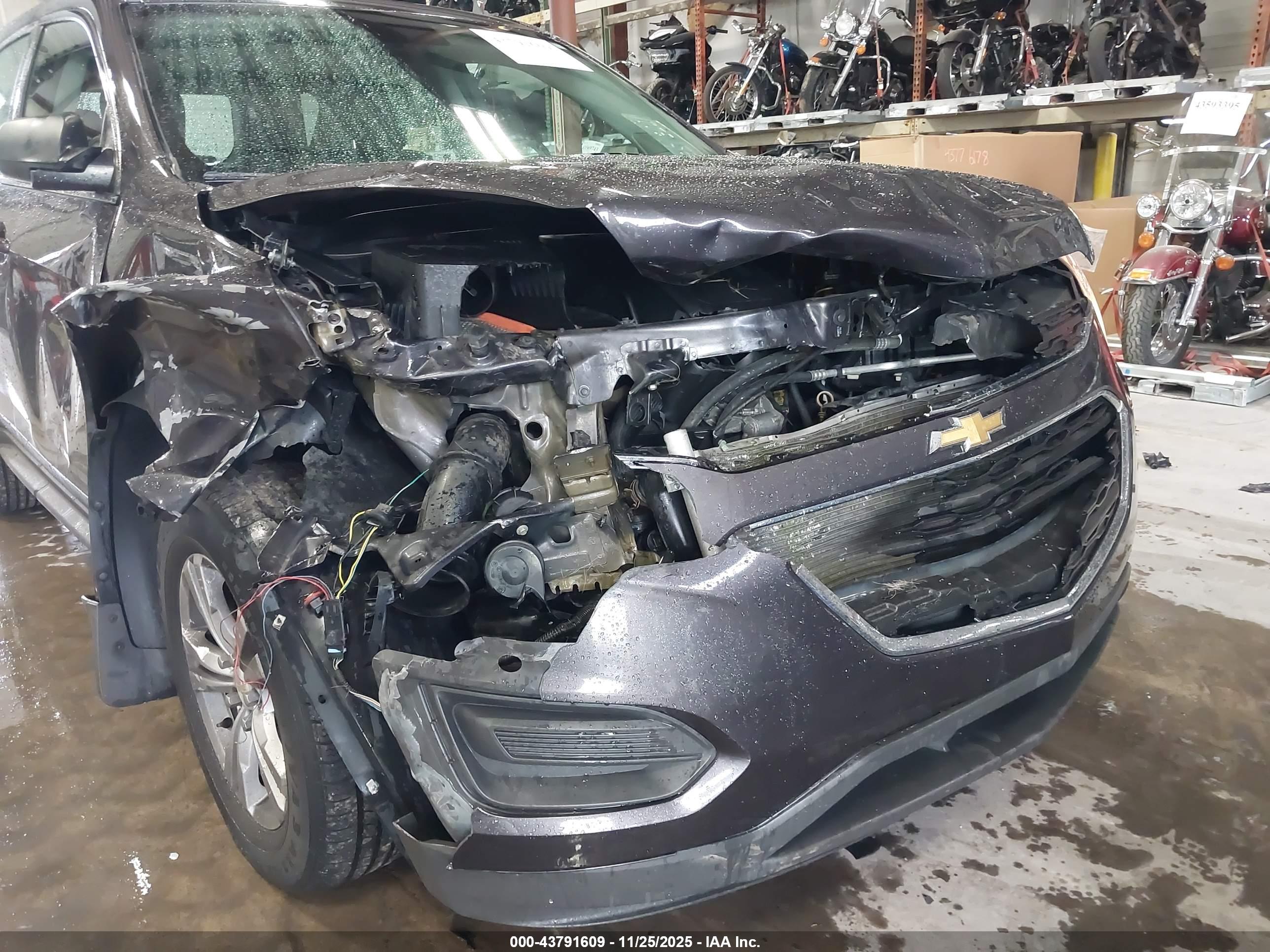 CHEVROLET EQUINOX image 6