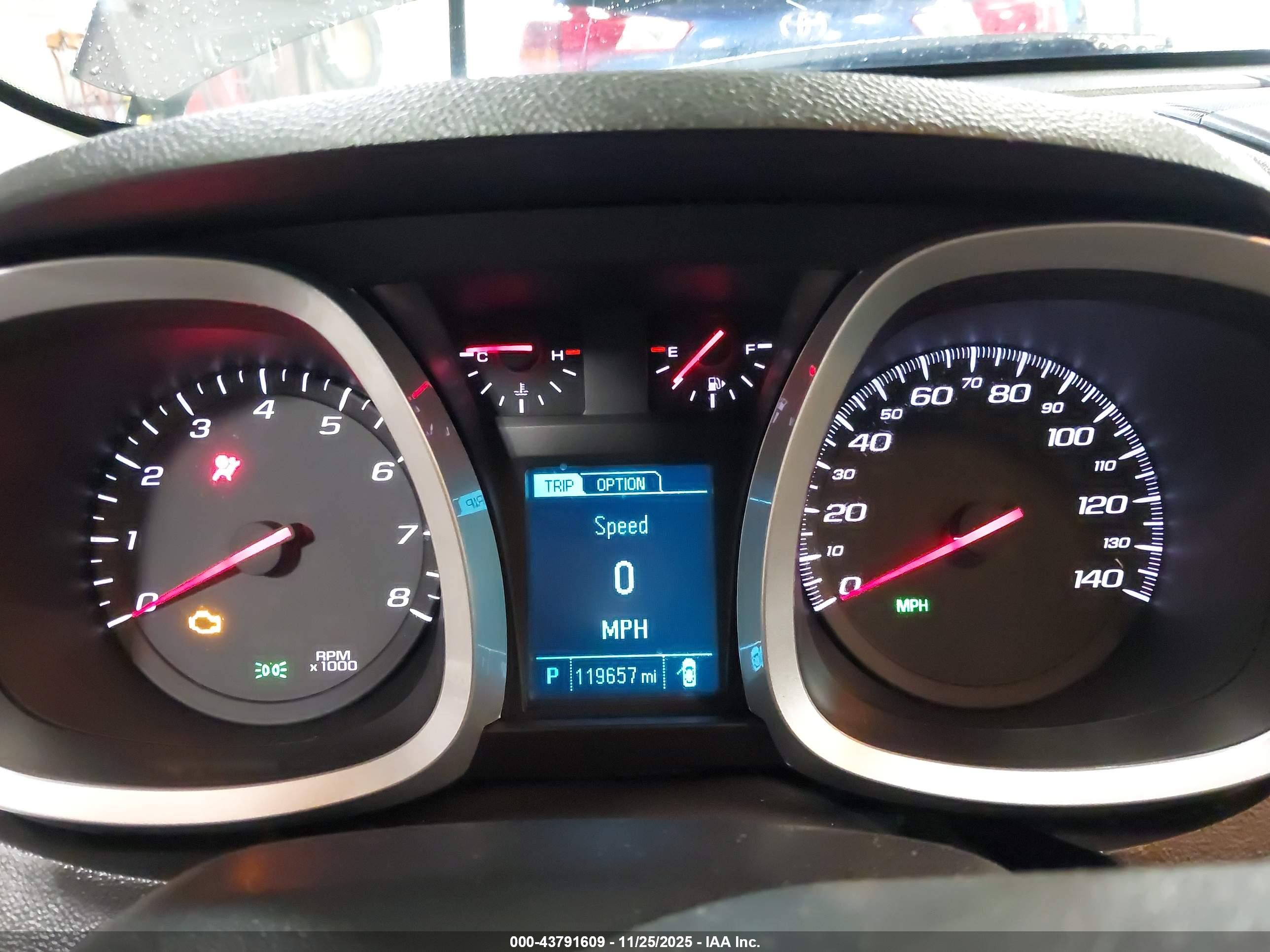 CHEVROLET EQUINOX image 7