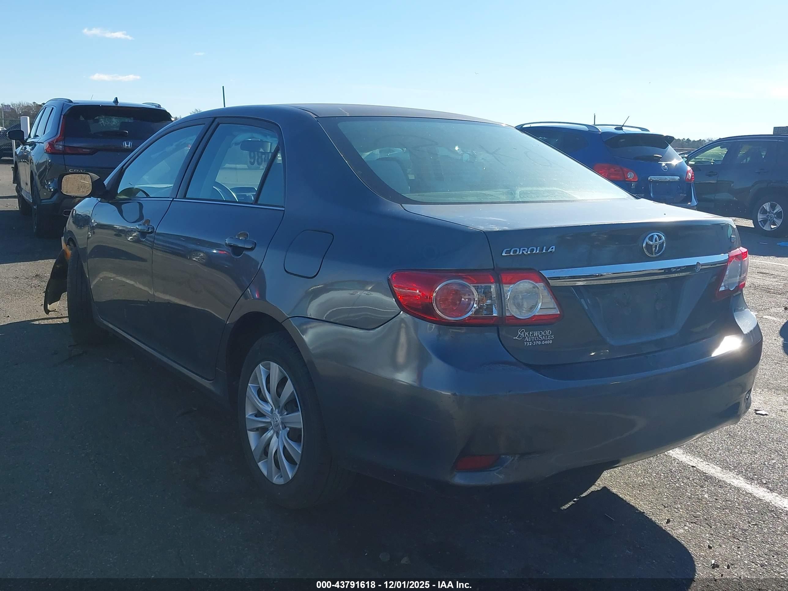 TOYOTA COROLLA image 3