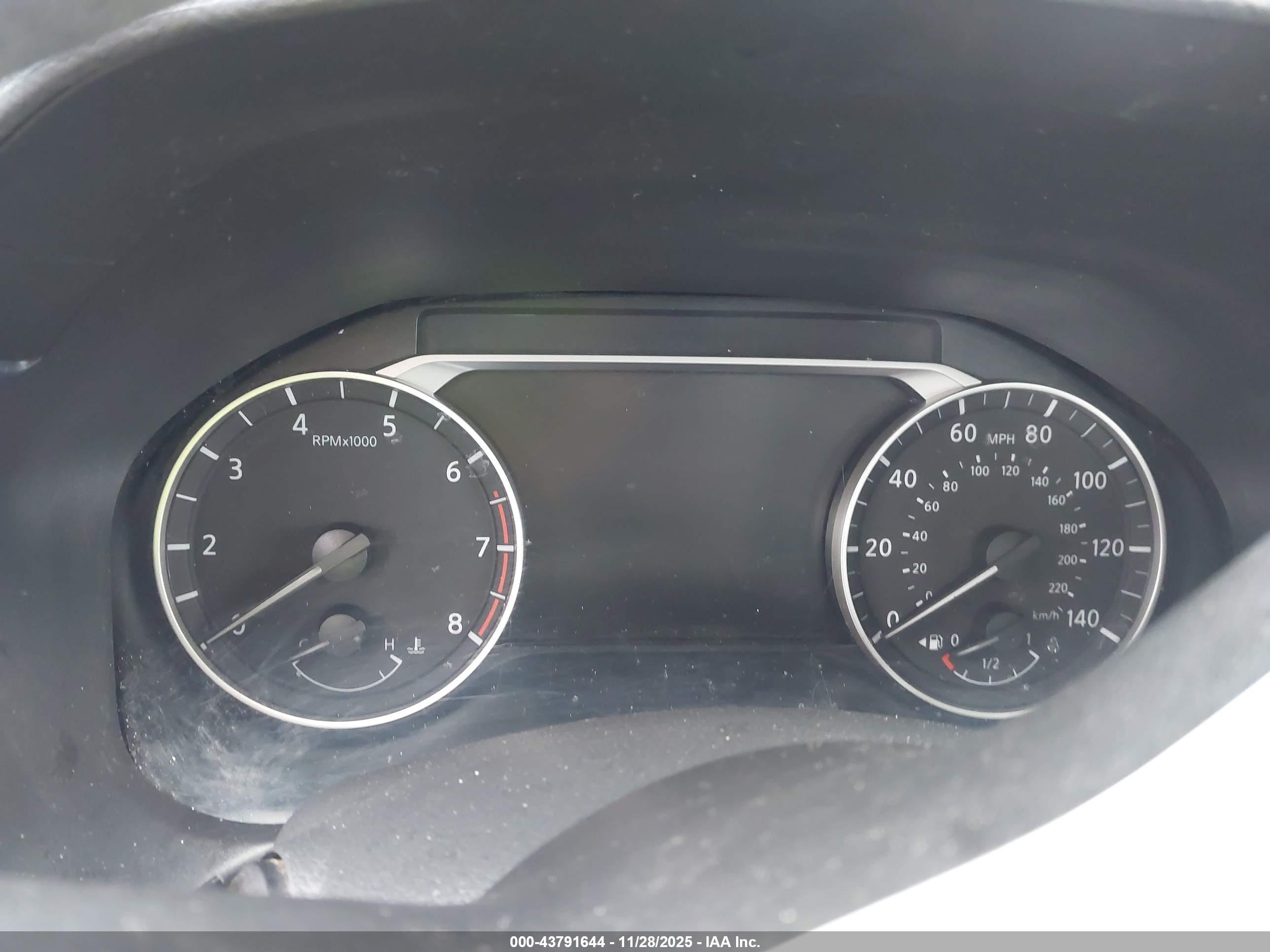 NISSAN ALTIMA image 7