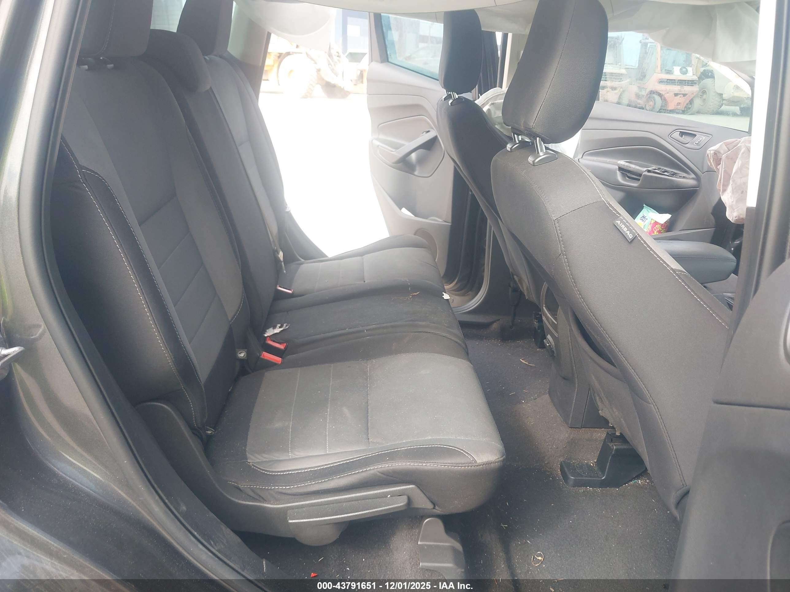 FORD ESCAPE image 8