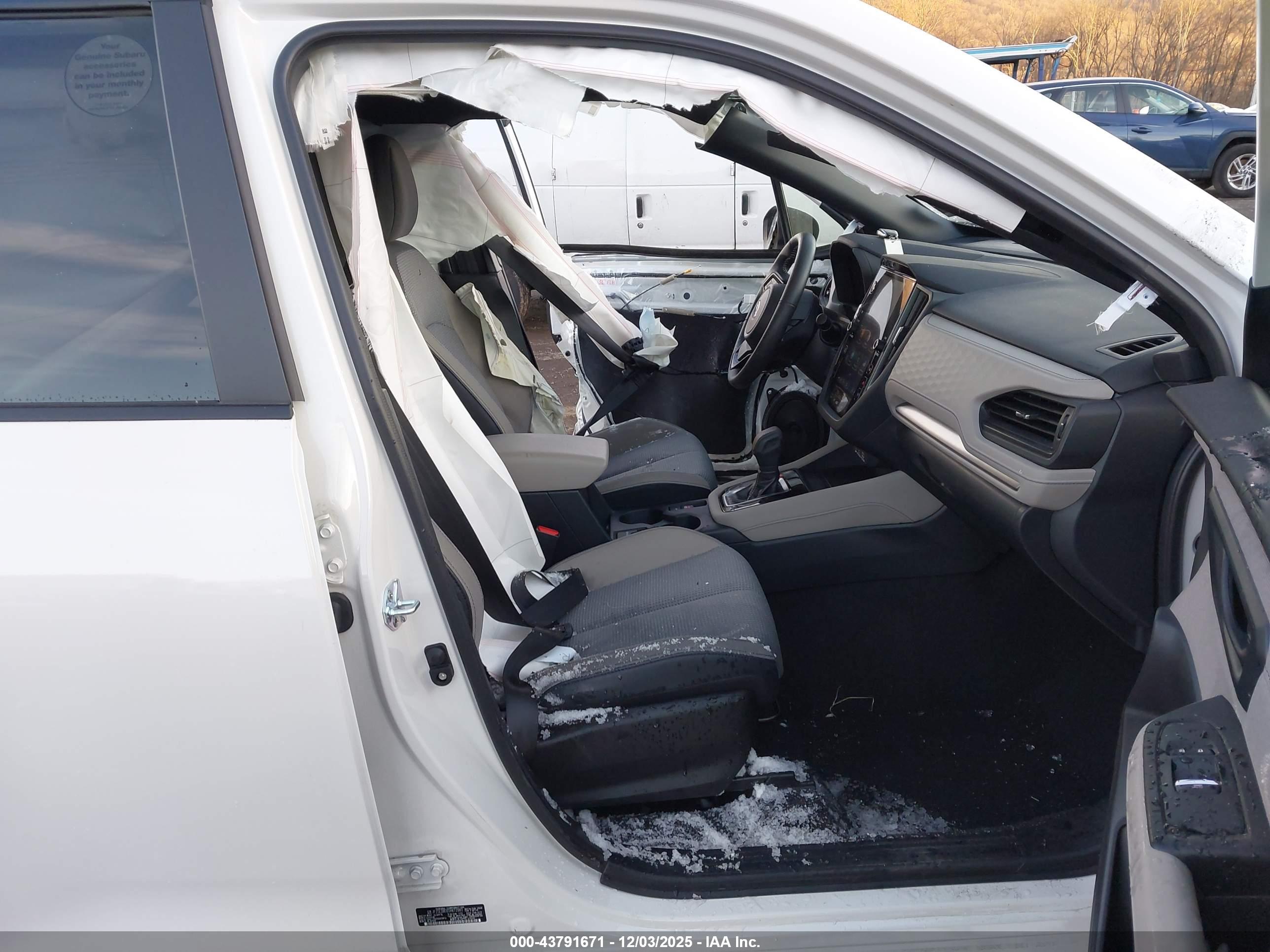 SUBARU FORESTER image 5