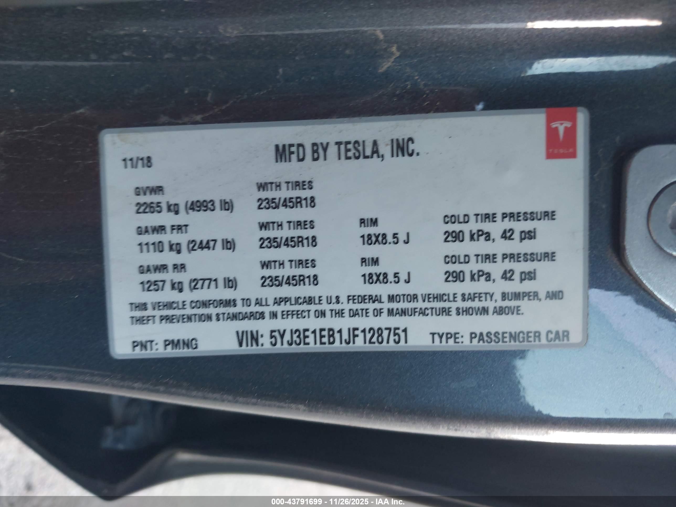 TESLA MODEL image 9