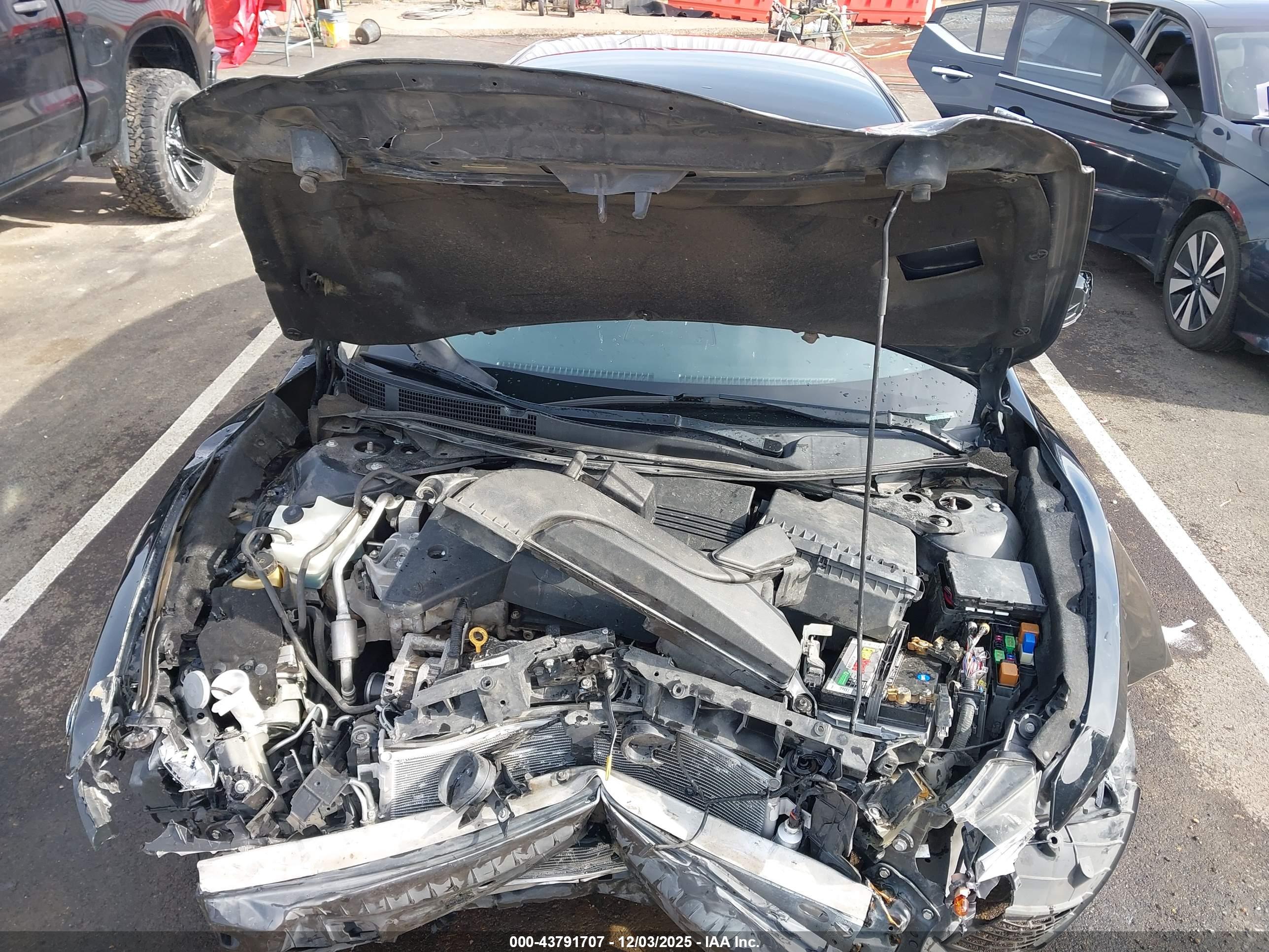 NISSAN ALTIMA image 10