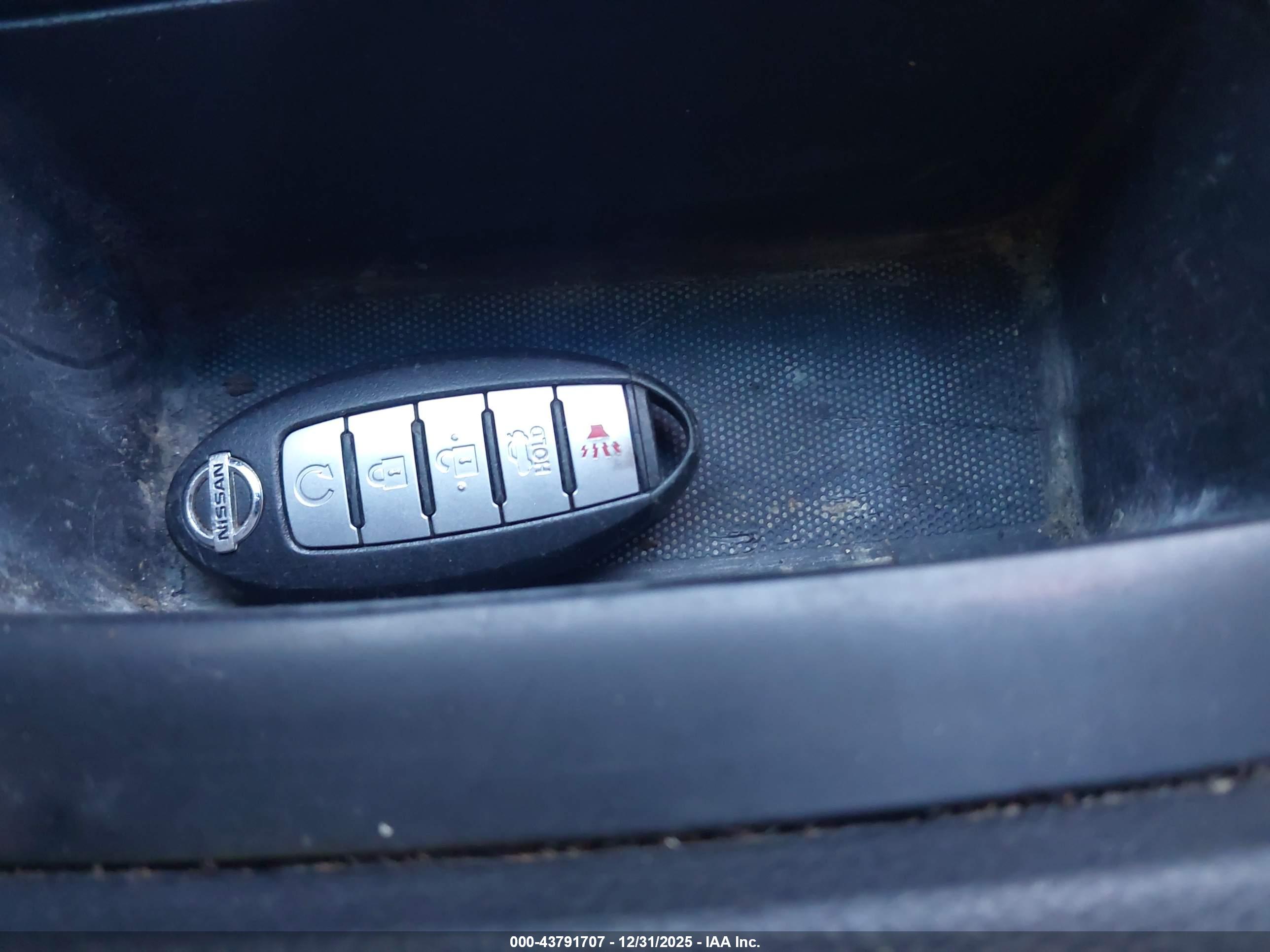 NISSAN ALTIMA image 11