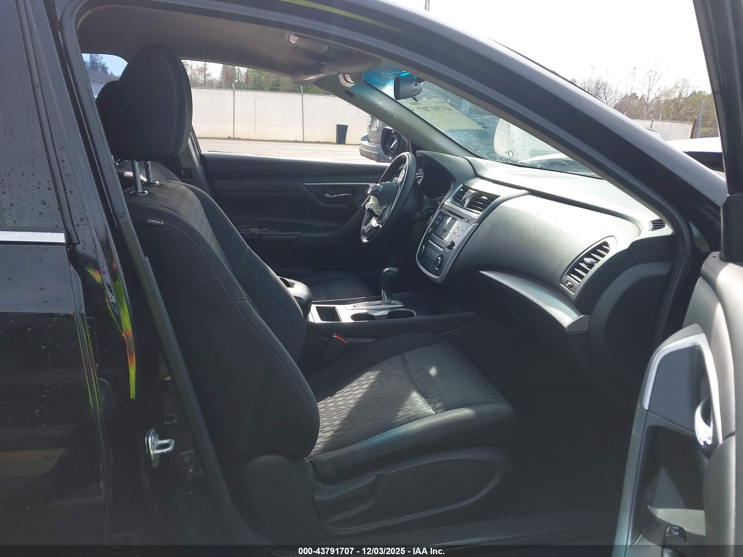 NISSAN ALTIMA image 5