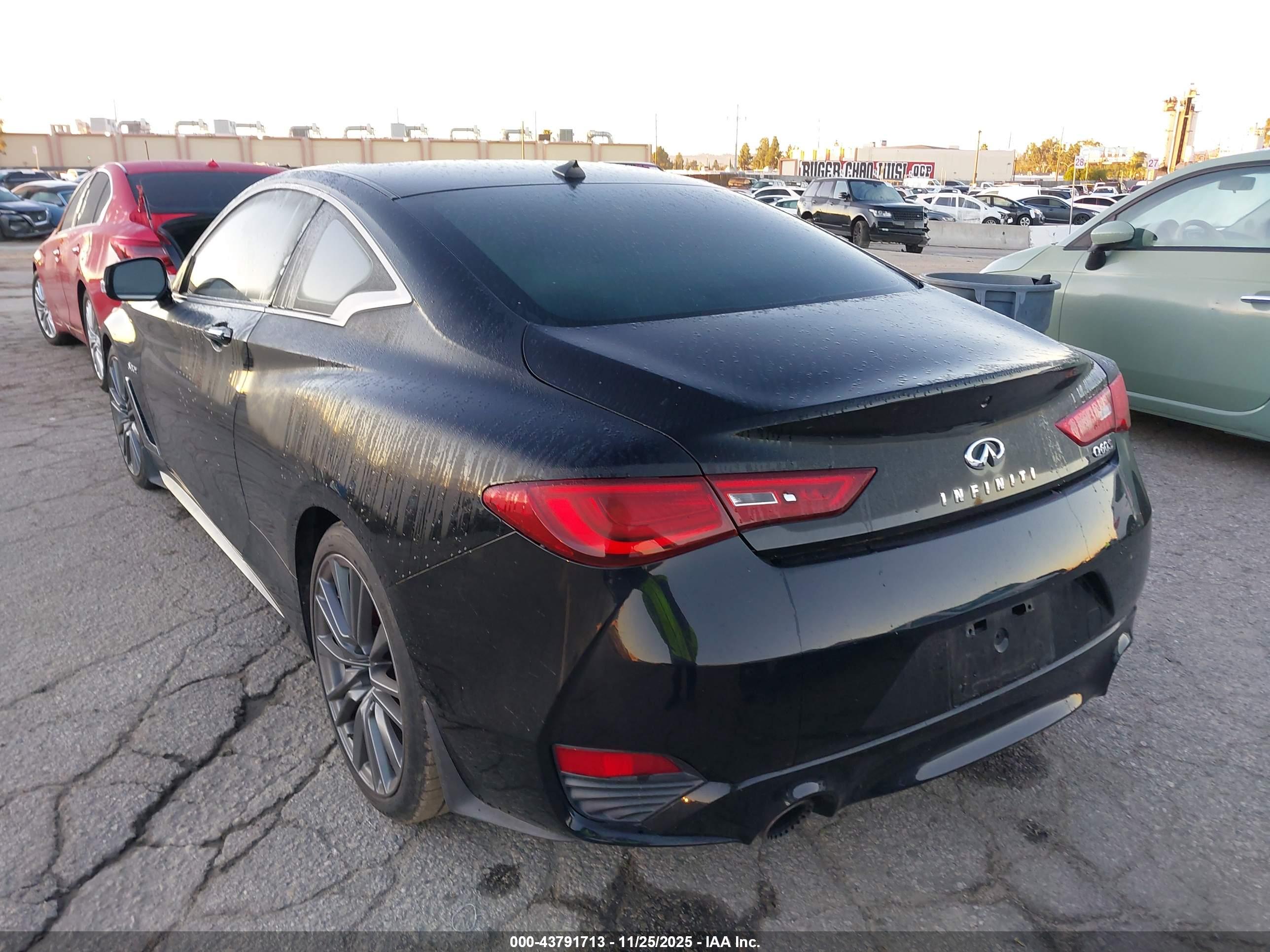 INFINITI Q60 image 3