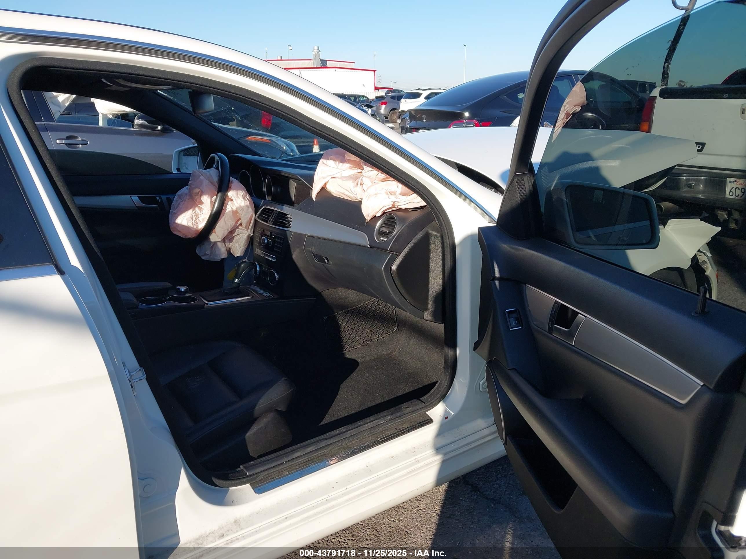 MERCEDES-BENZ C image 5