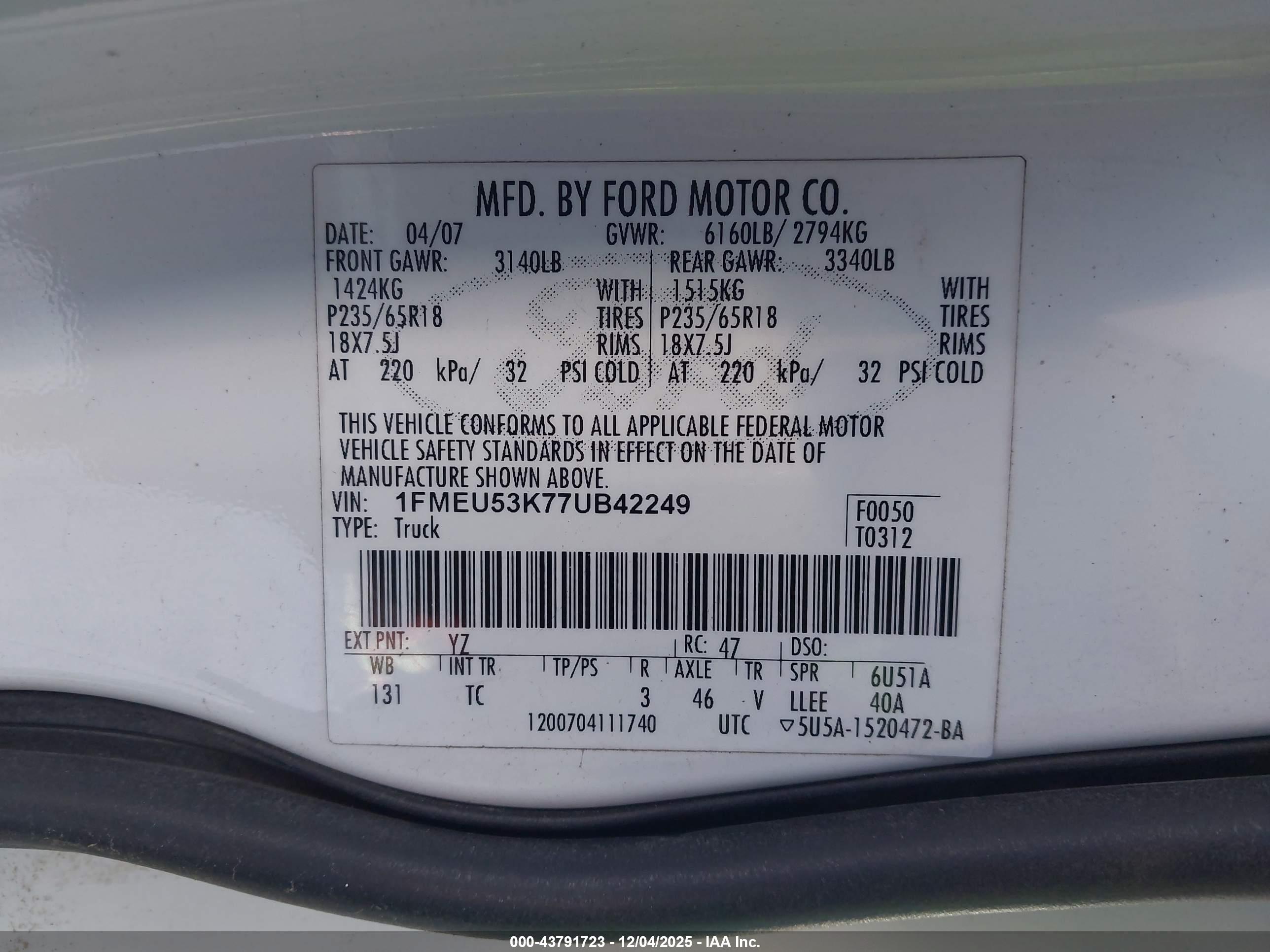 FORD EXPLORER image 9