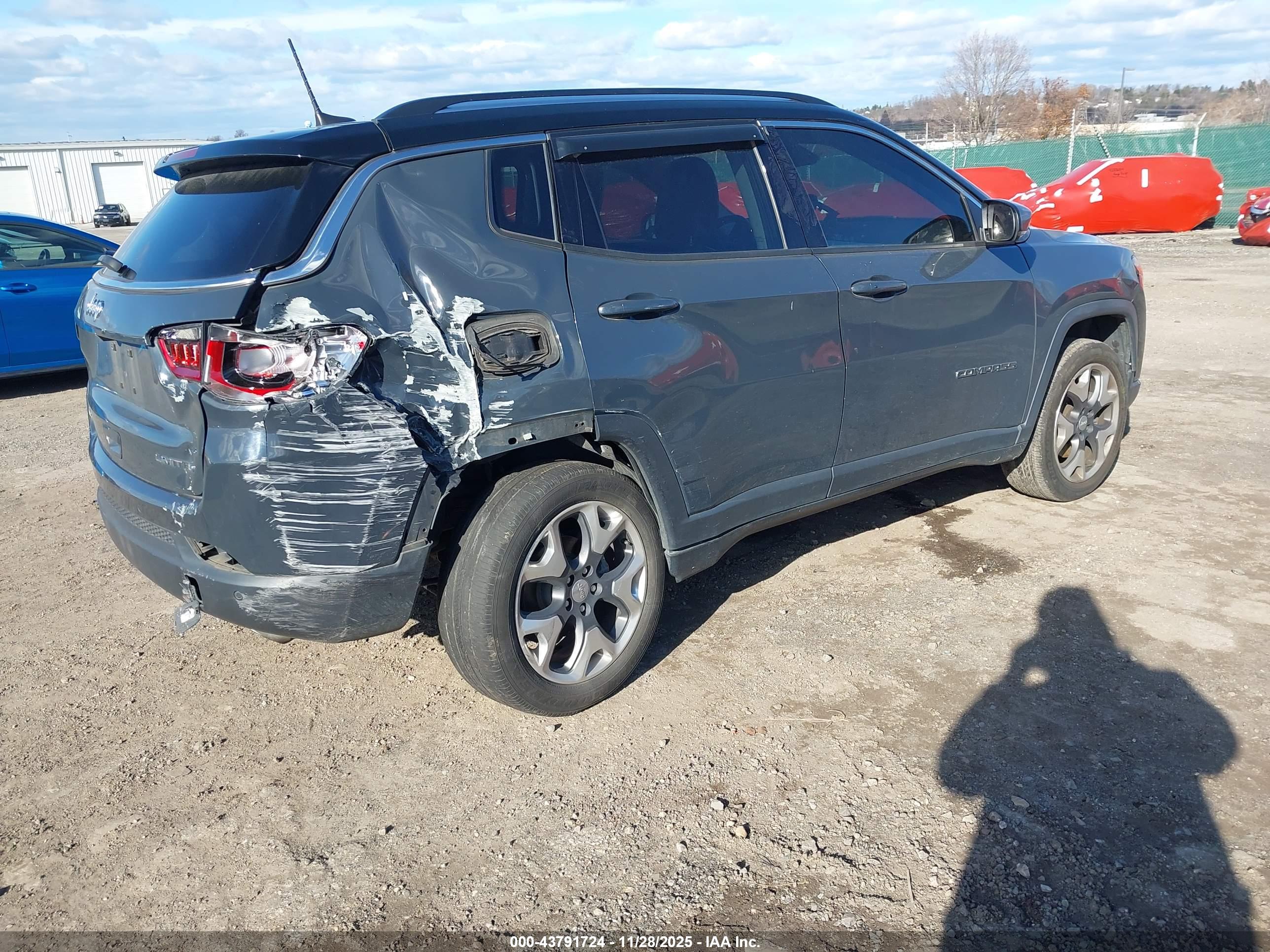 JEEP COMPASS image 4