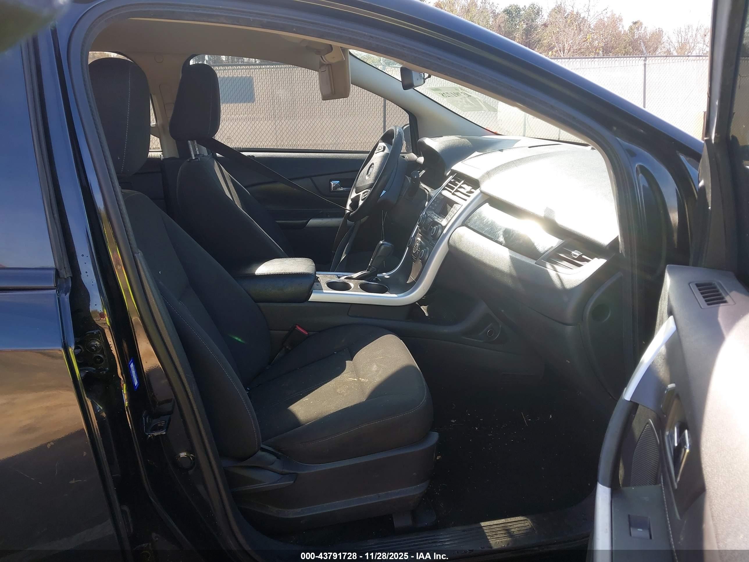 FORD EDGE image 5