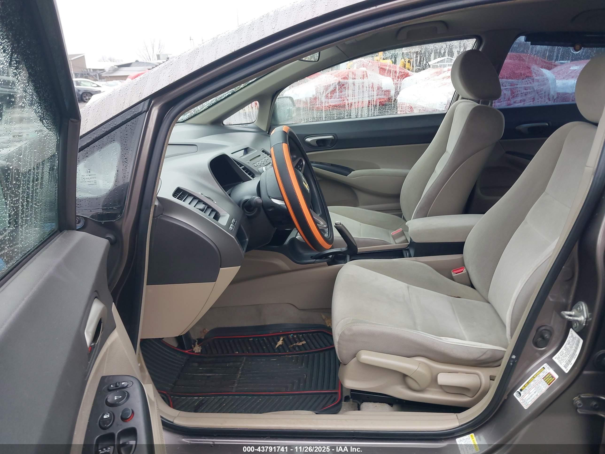 HONDA CIVIC image 5
