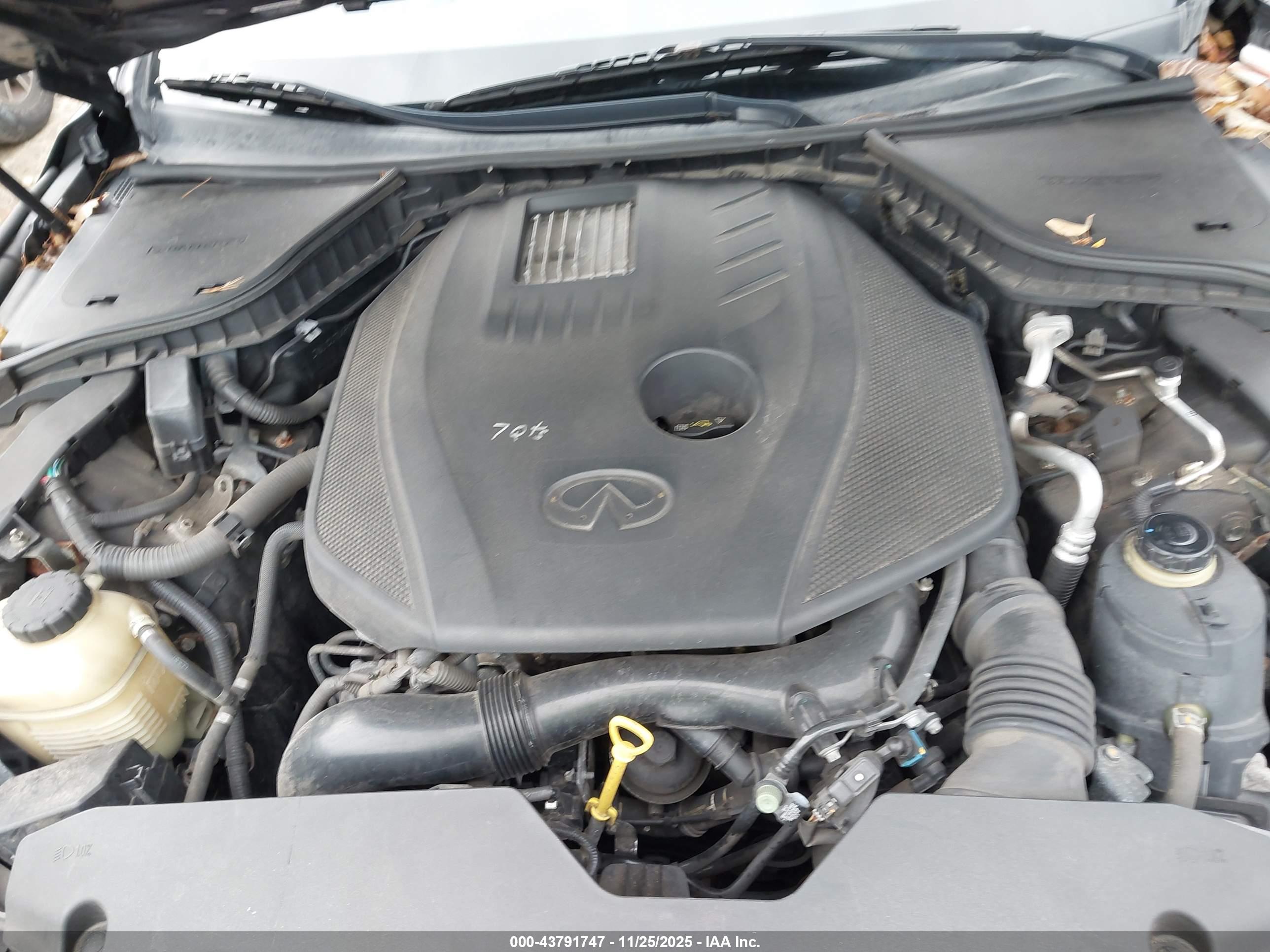 INFINITI Q50 image 10