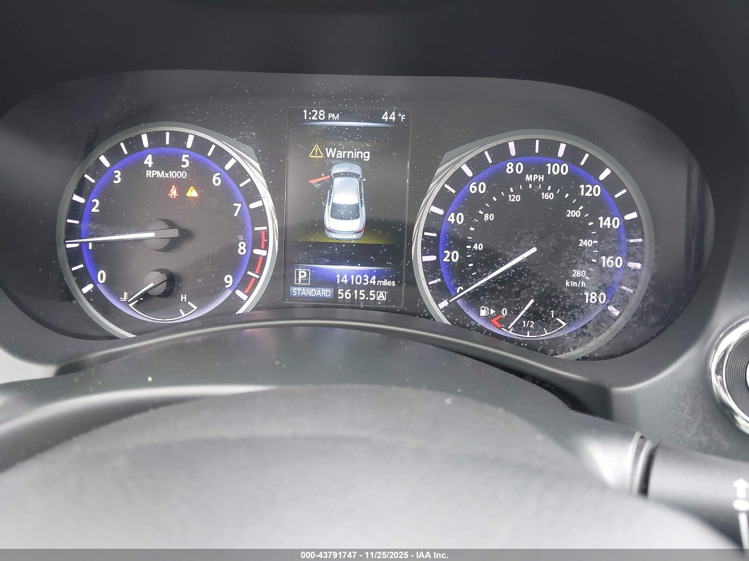 INFINITI Q50 image 7